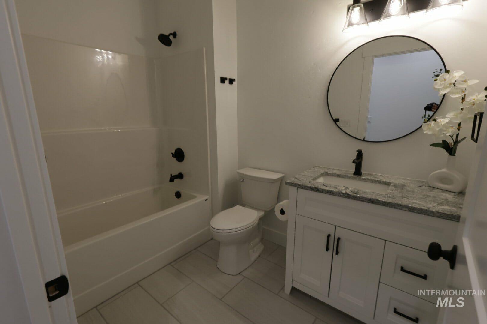 3714 Skyview Dr., Lewiston, Idaho 83501, 4 Bedrooms, 3 Bathrooms, Residential For Sale, Price $559,000,MLS 98940357