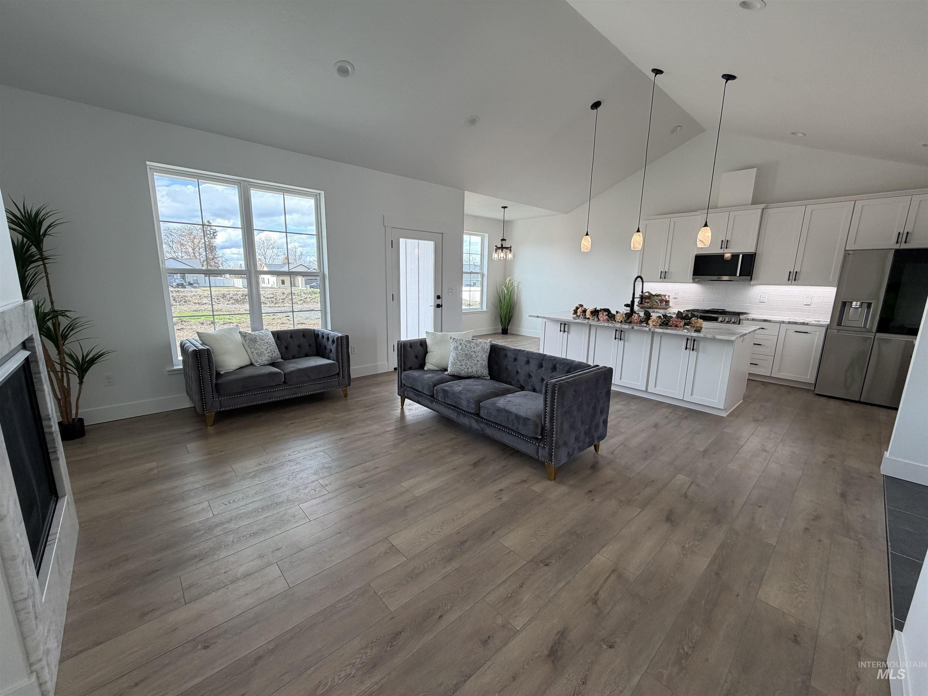 3714 Skyview Dr., Lewiston, Idaho 83501, 4 Bedrooms, 3 Bathrooms, Residential For Sale, Price $559,000, 98940357