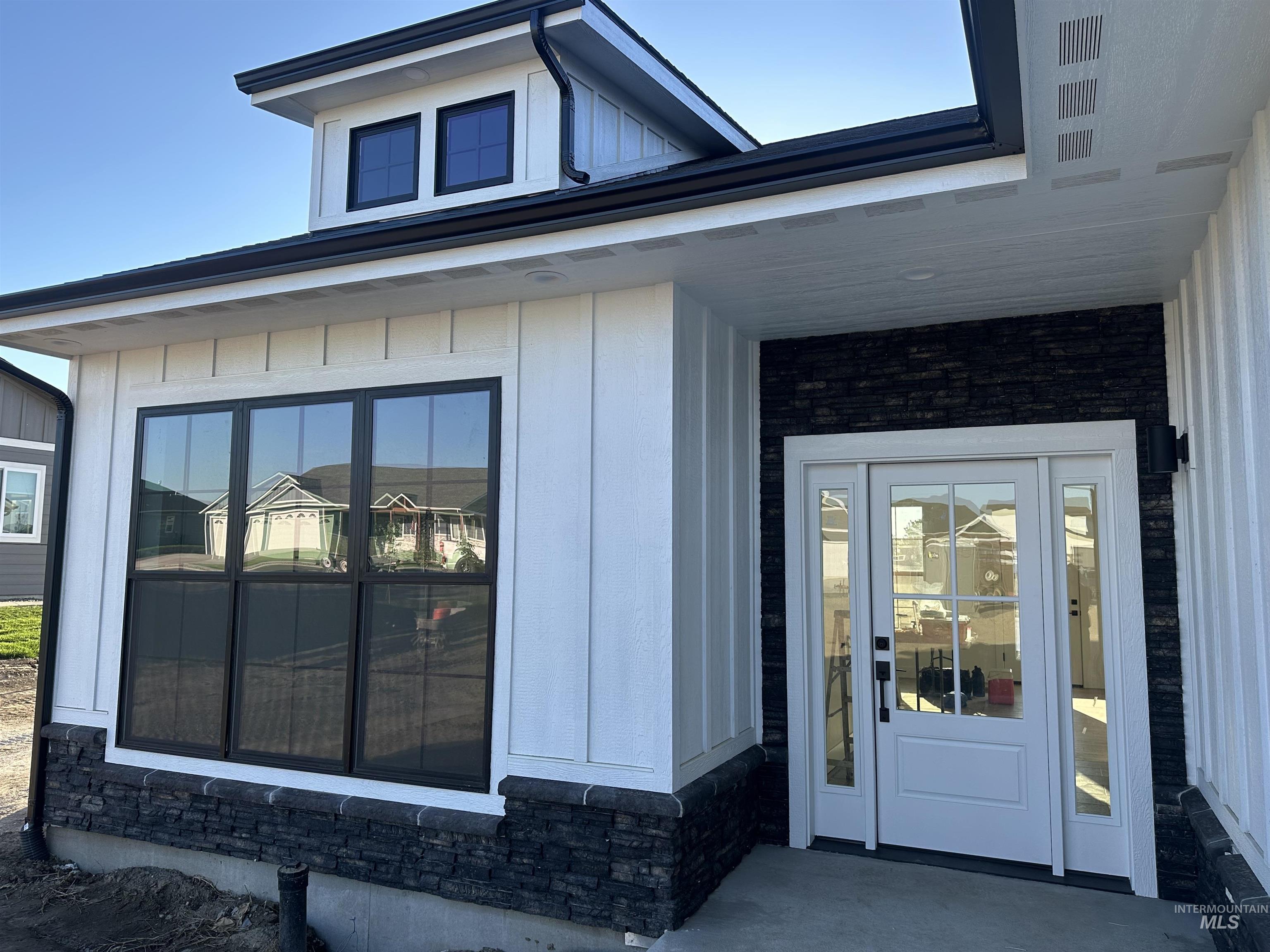 3714 Skyview Dr., Lewiston, Idaho 83501, 4 Bedrooms, 3 Bathrooms, Residential For Sale, Price $559,000, 98940357