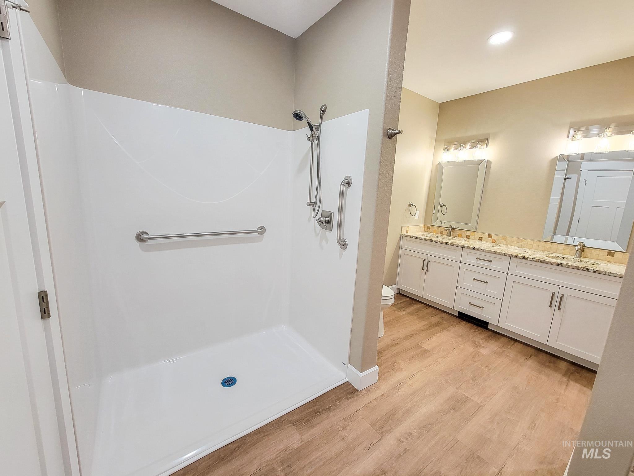 2103 Alder, Lewiston, Idaho 83501, 3 Bedrooms, 2 Bathrooms, Residential For Sale, Price $475,000,MLS 98940563