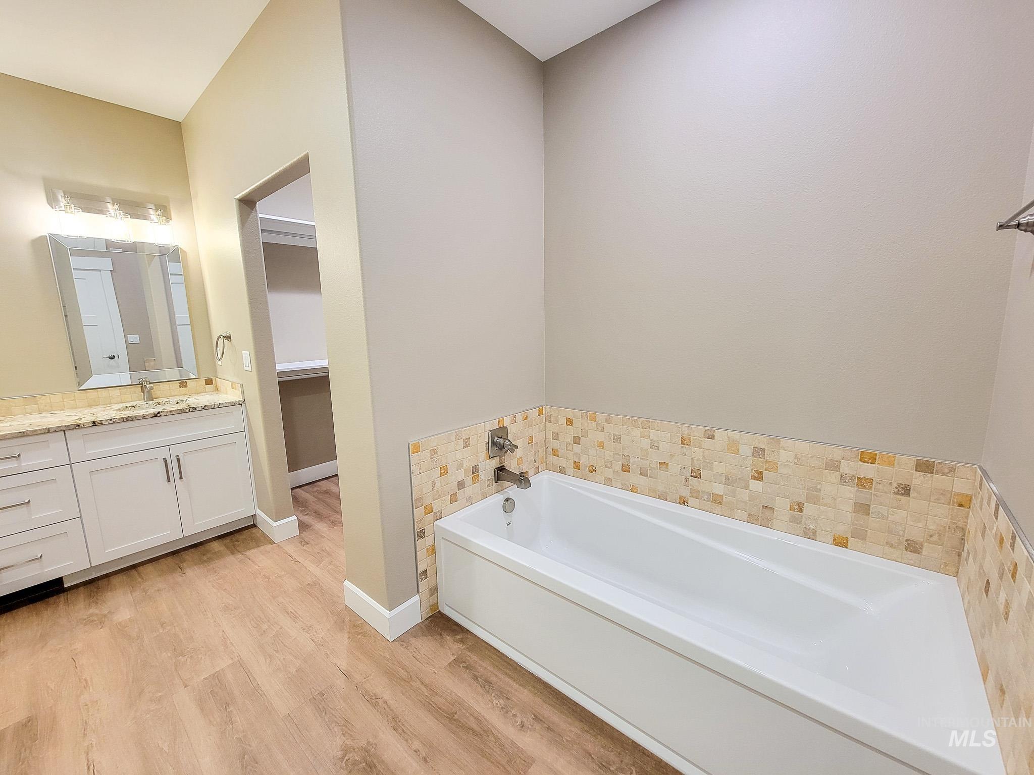 2103 Alder, Lewiston, Idaho 83501, 3 Bedrooms, 2 Bathrooms, Residential For Sale, Price $475,000,MLS 98940563