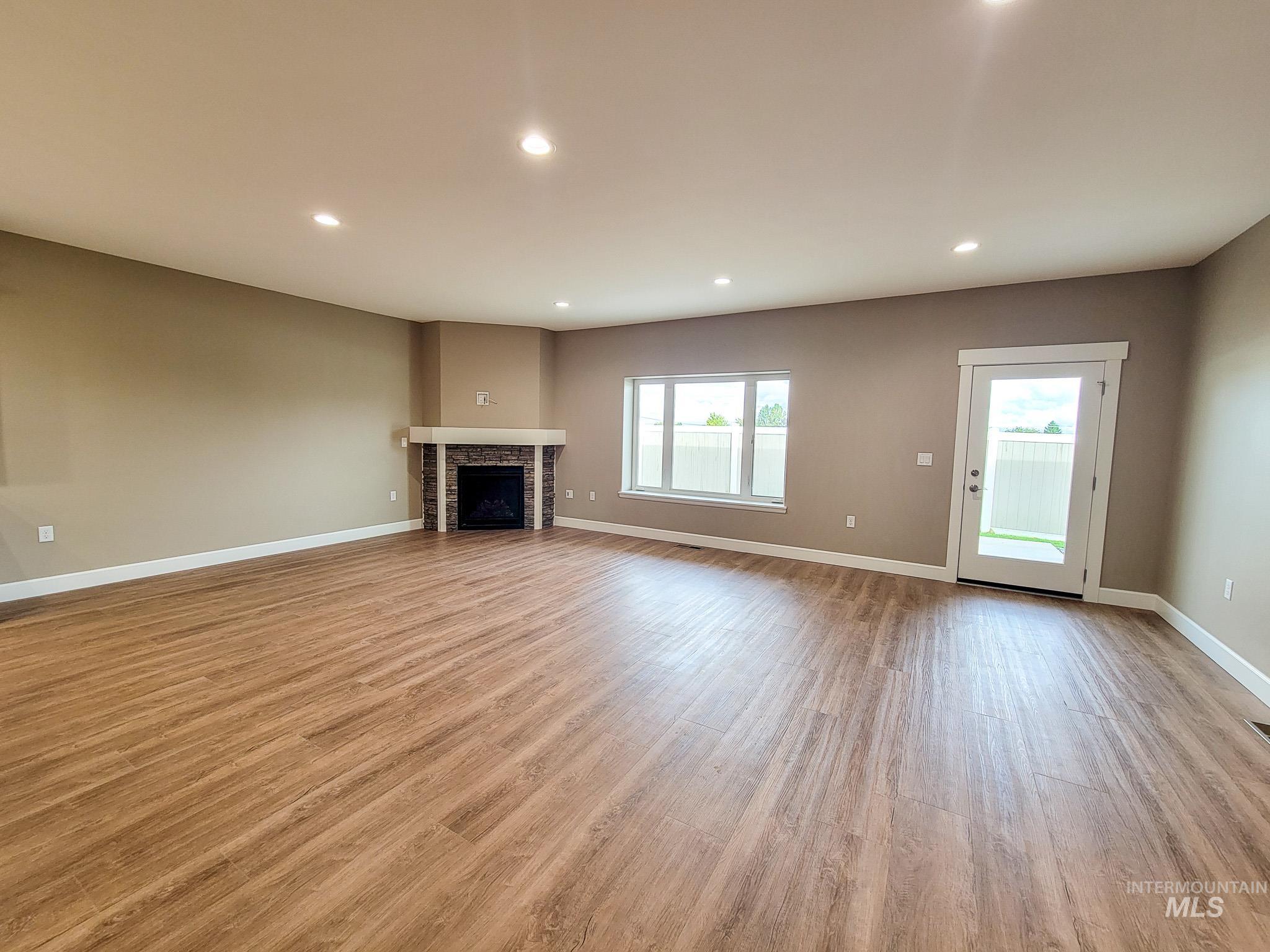 2103 Alder, Lewiston, Idaho 83501, 3 Bedrooms, 2 Bathrooms, Residential For Sale, Price $475,000,MLS 98940563