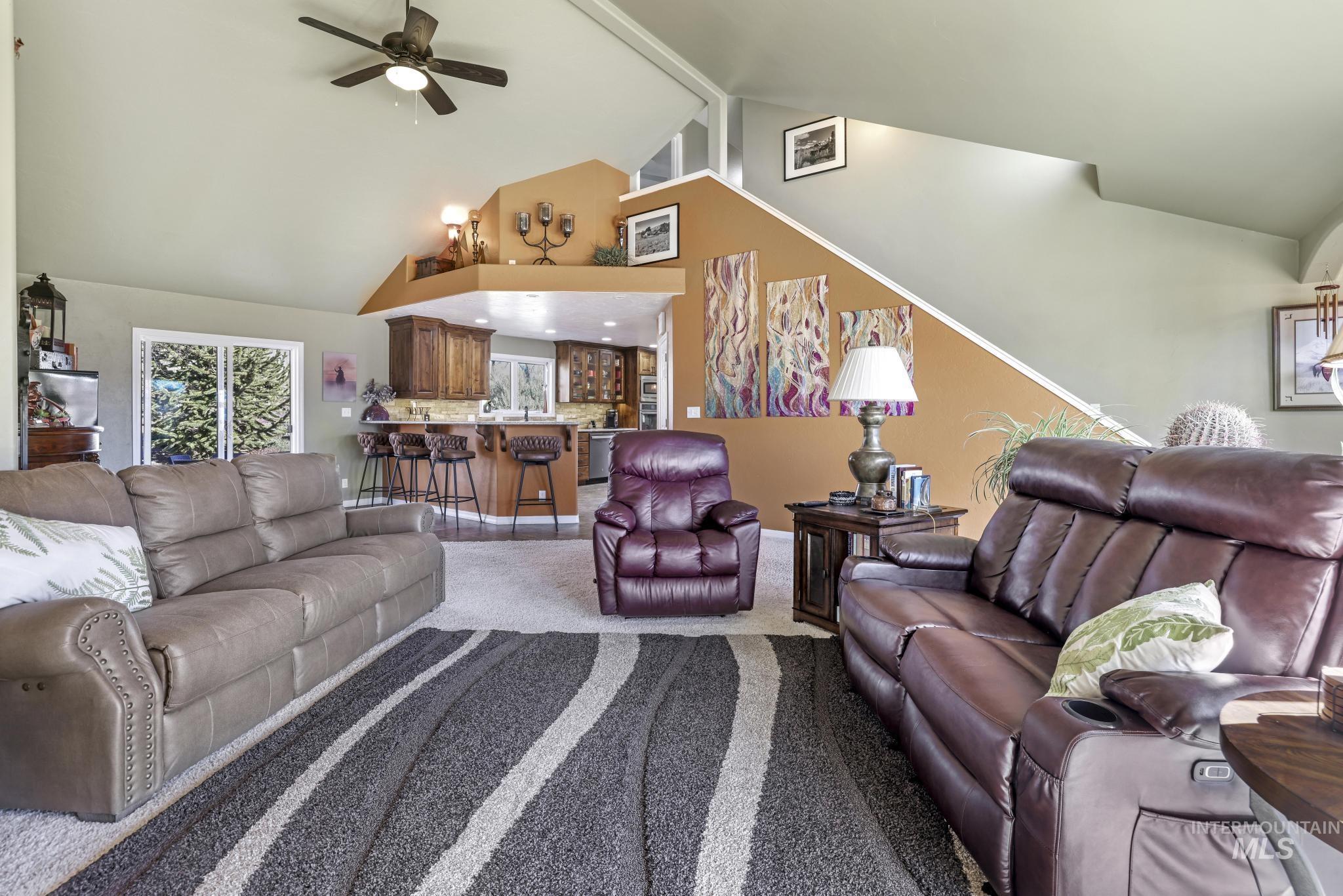 4124 N Meadow Ridge Circle, Twin Falls, Idaho 83301, 4 Bedrooms, 3.5 Bathrooms, Residential For Sale, Price $639,900,MLS 98940689