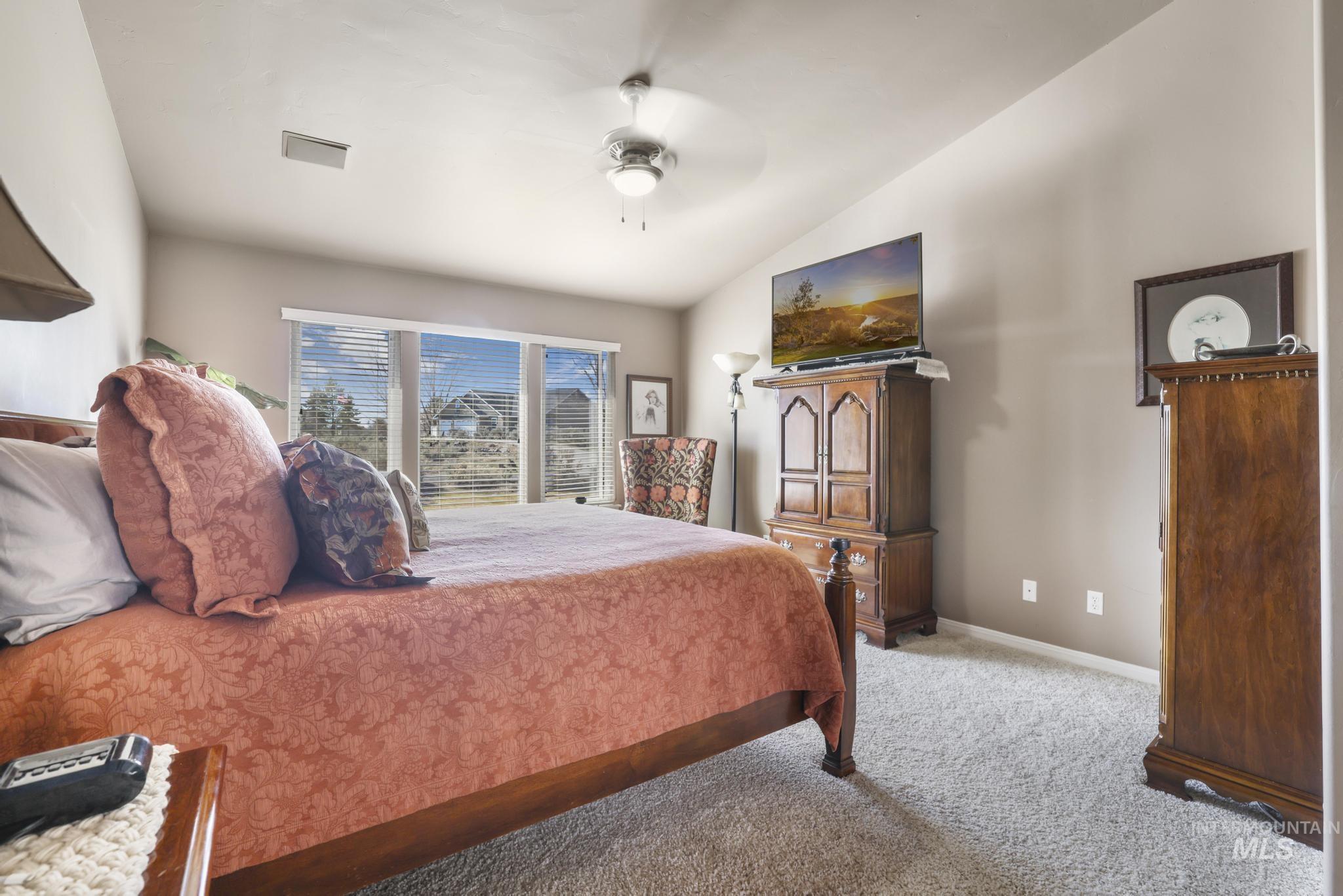 4124 N Meadow Ridge Circle, Twin Falls, Idaho 83301, 4 Bedrooms, 3.5 Bathrooms, Residential For Sale, Price $639,900,MLS 98940689