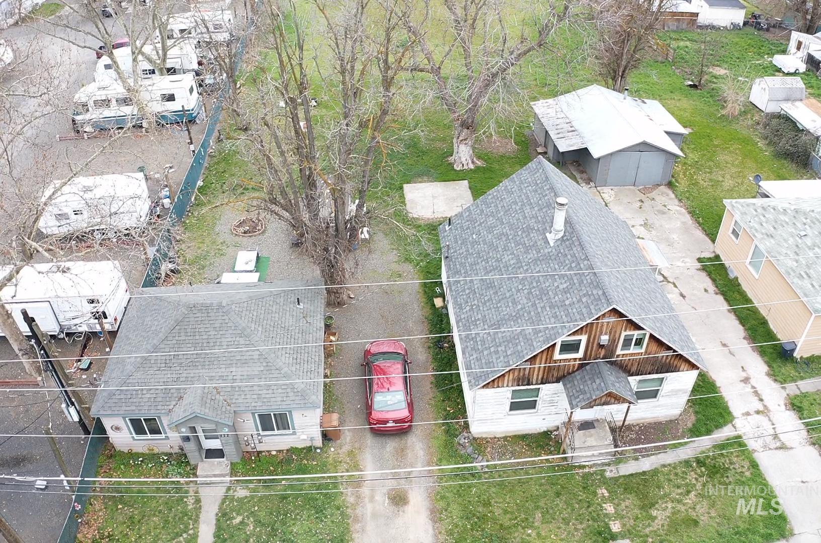 418 & 422 13th St, Clarkston, Washington 99403, 5 Bedrooms, 3 Bathrooms, Residential For Sale, Price $375,000,MLS 98940832