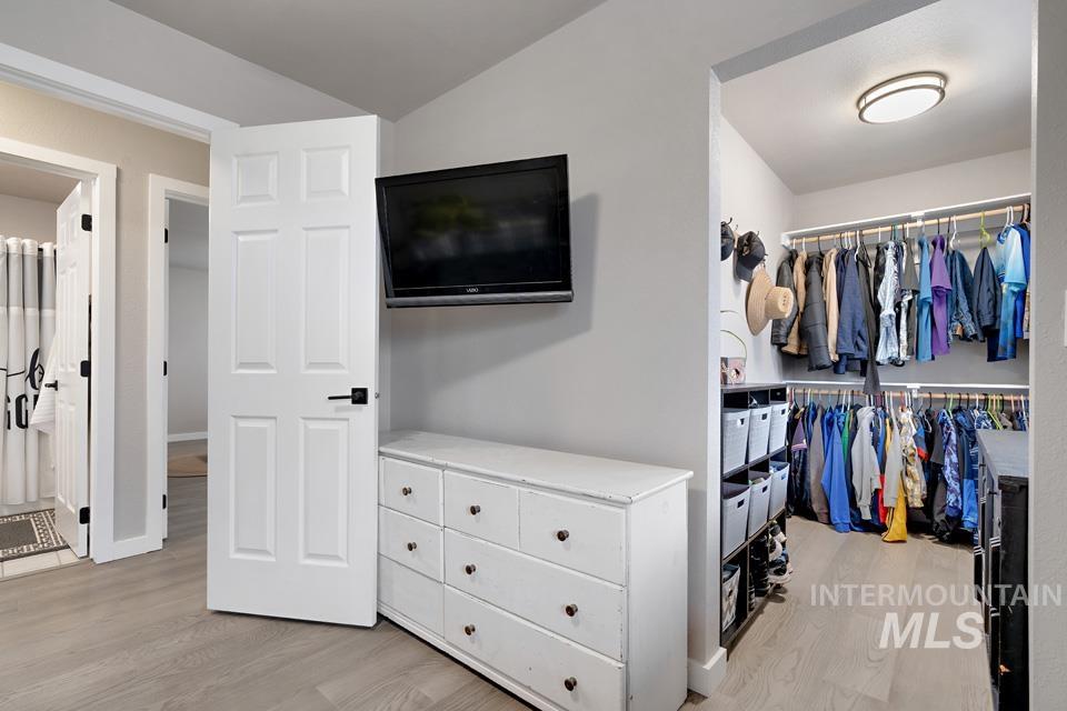 3685 Wild Wood Ln, New Plymouth, Idaho 83655, 4 Bedrooms, 3 Bathrooms, Residential For Sale, Price $524,900,MLS 98940870