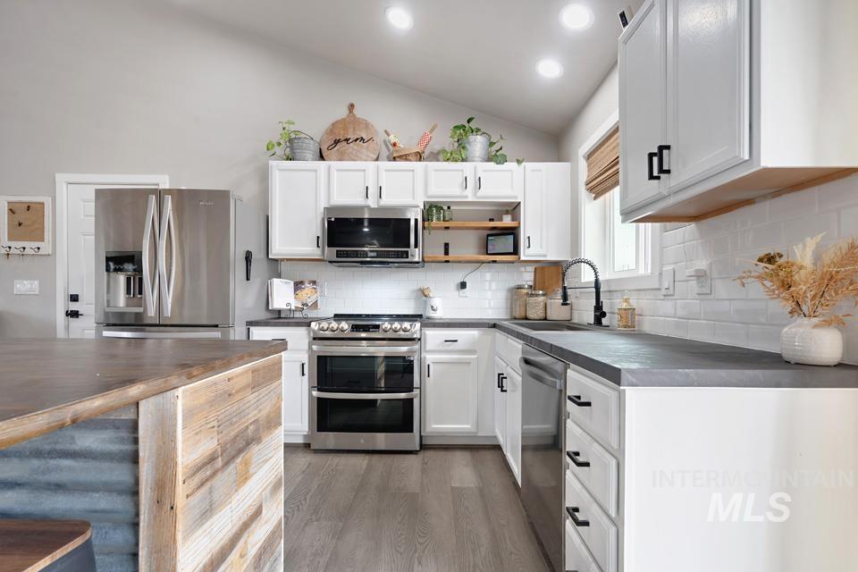 3685 Wild Wood Ln, New Plymouth, Idaho 83655, 4 Bedrooms, 3 Bathrooms, Residential For Sale, Price $524,900,MLS 98940870