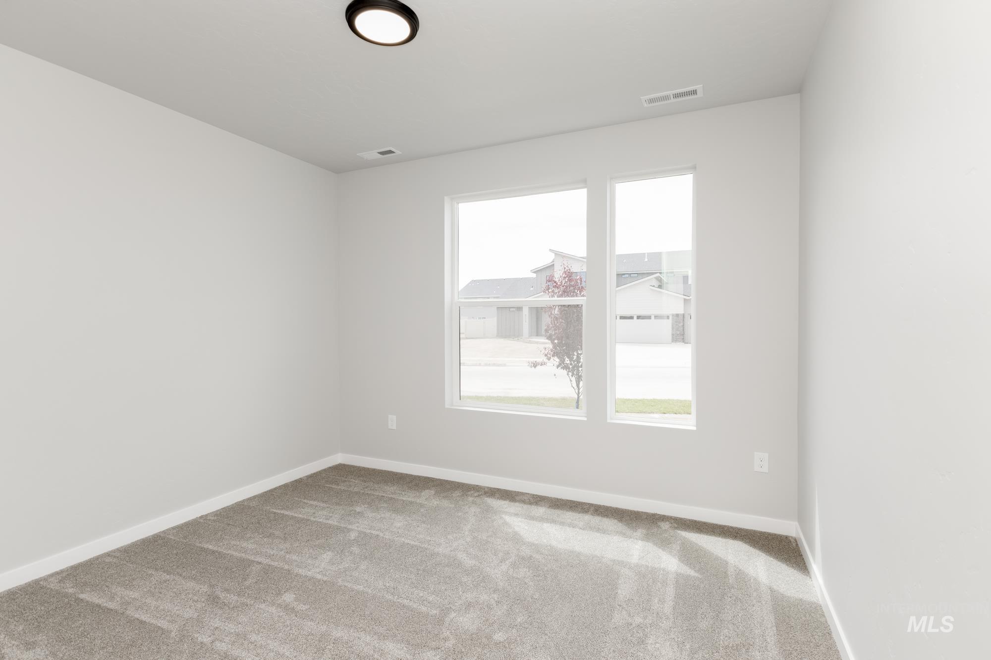 8186 E Bright Angel Dr, Nampa, Idaho 83687, 4 Bedrooms, 2 Bathrooms, Residential For Sale, Price $464,990,MLS 98940962