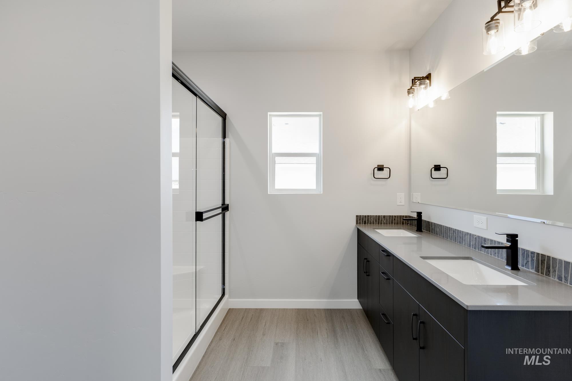 8186 E Bright Angel Dr, Nampa, Idaho 83687, 4 Bedrooms, 2 Bathrooms, Residential For Sale, Price $464,990,MLS 98940962