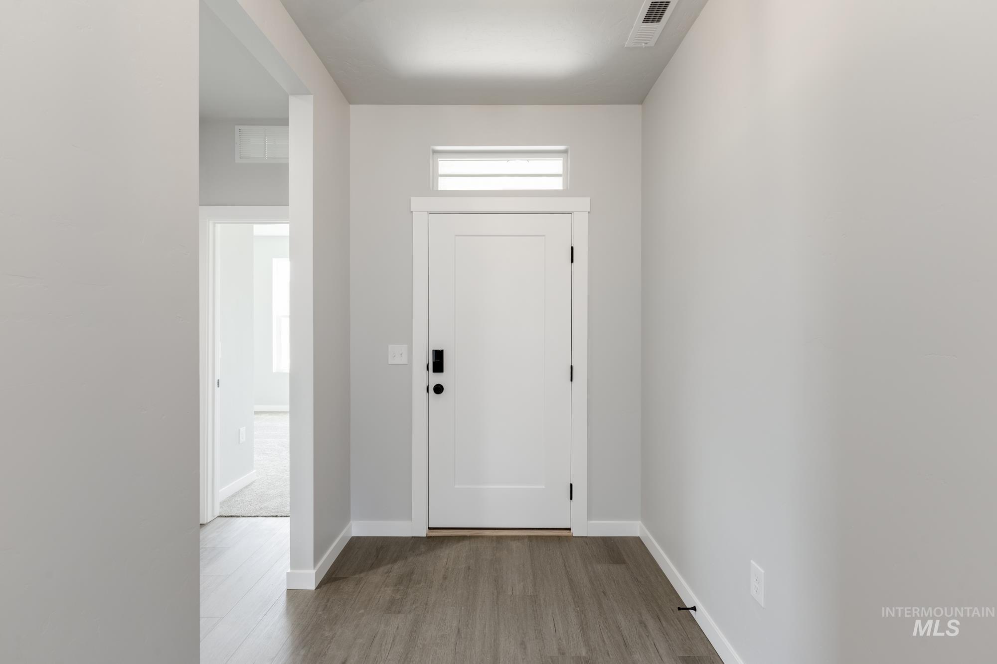 8186 E Bright Angel Dr, Nampa, Idaho 83687, 4 Bedrooms, 2 Bathrooms, Residential For Sale, Price $464,990,MLS 98940962