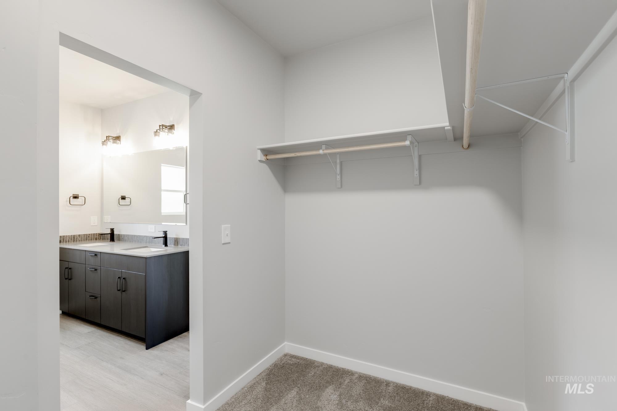 8186 E Bright Angel Dr, Nampa, Idaho 83687, 4 Bedrooms, 2 Bathrooms, Residential For Sale, Price $464,990,MLS 98940962