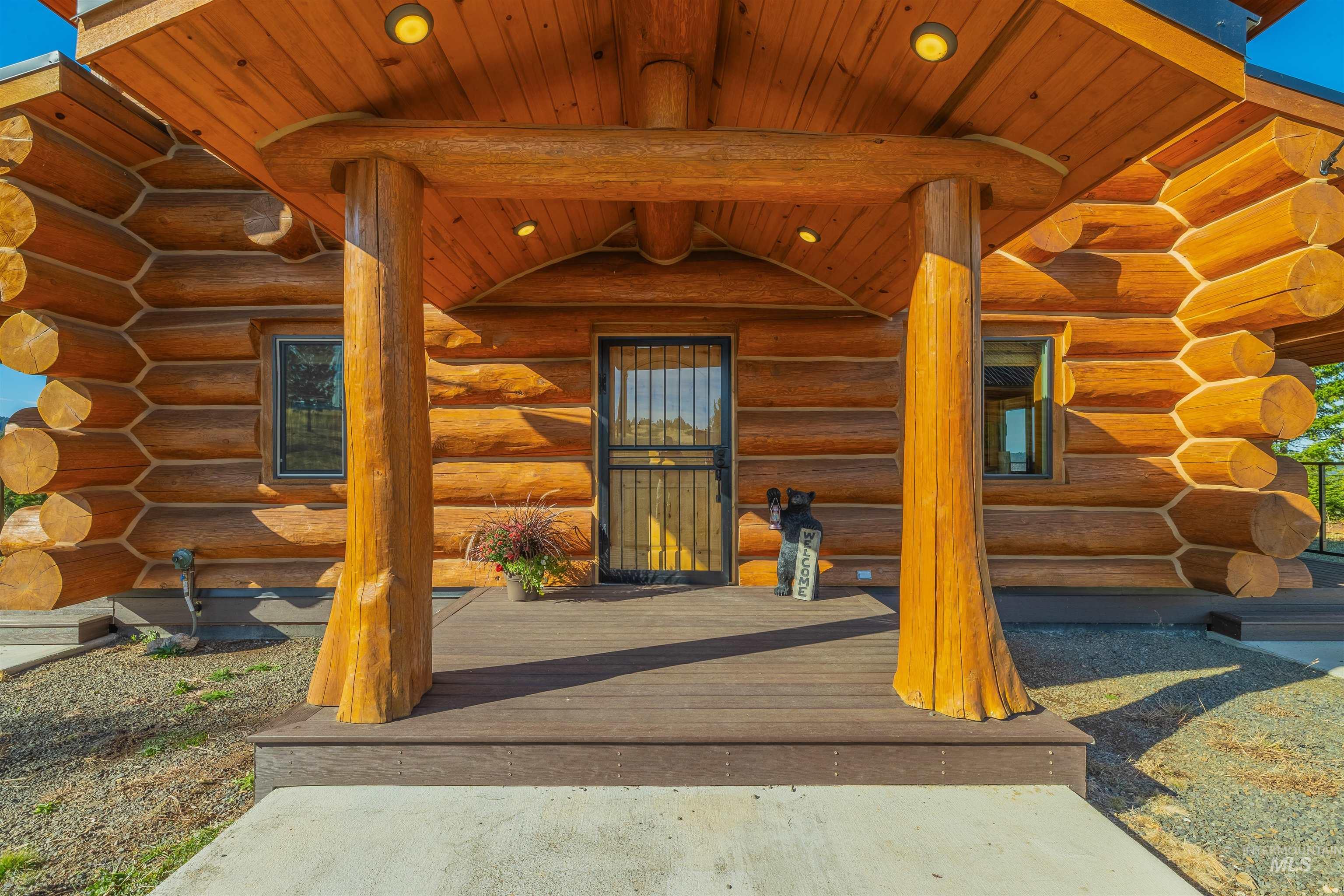 317 Hungry Ridge Rd., Grangeville, Idaho 83530, 3 Bedrooms, 3 Bathrooms, Farm & Ranch For Sale, Price $2,645,000, 98941158