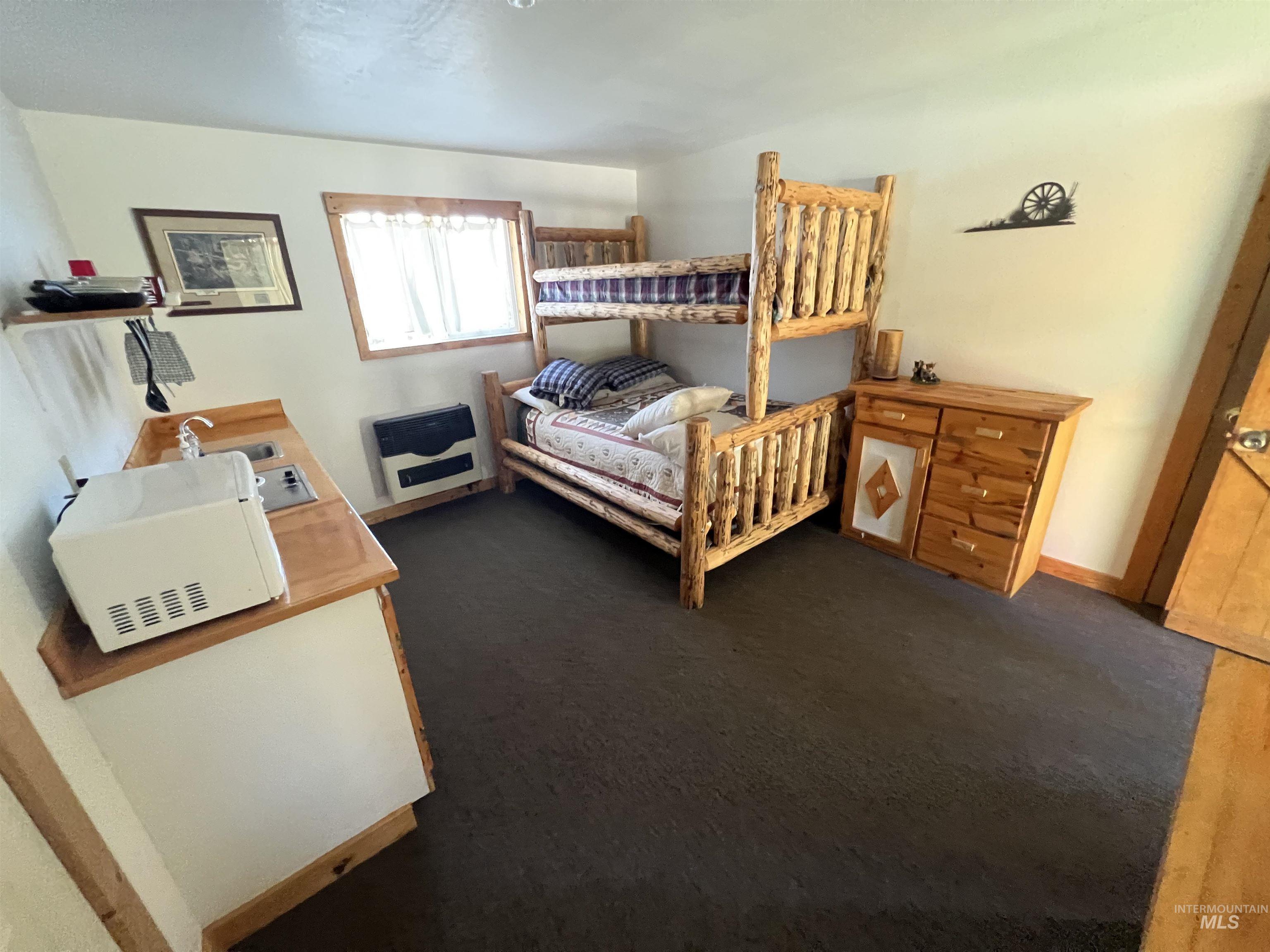 125 Black Diamond Lane, Dixie, Idaho 83525, 12 Bedrooms, 6 Rooms, Business/Commercial For Sale, Price $360,000,MLS 98941172