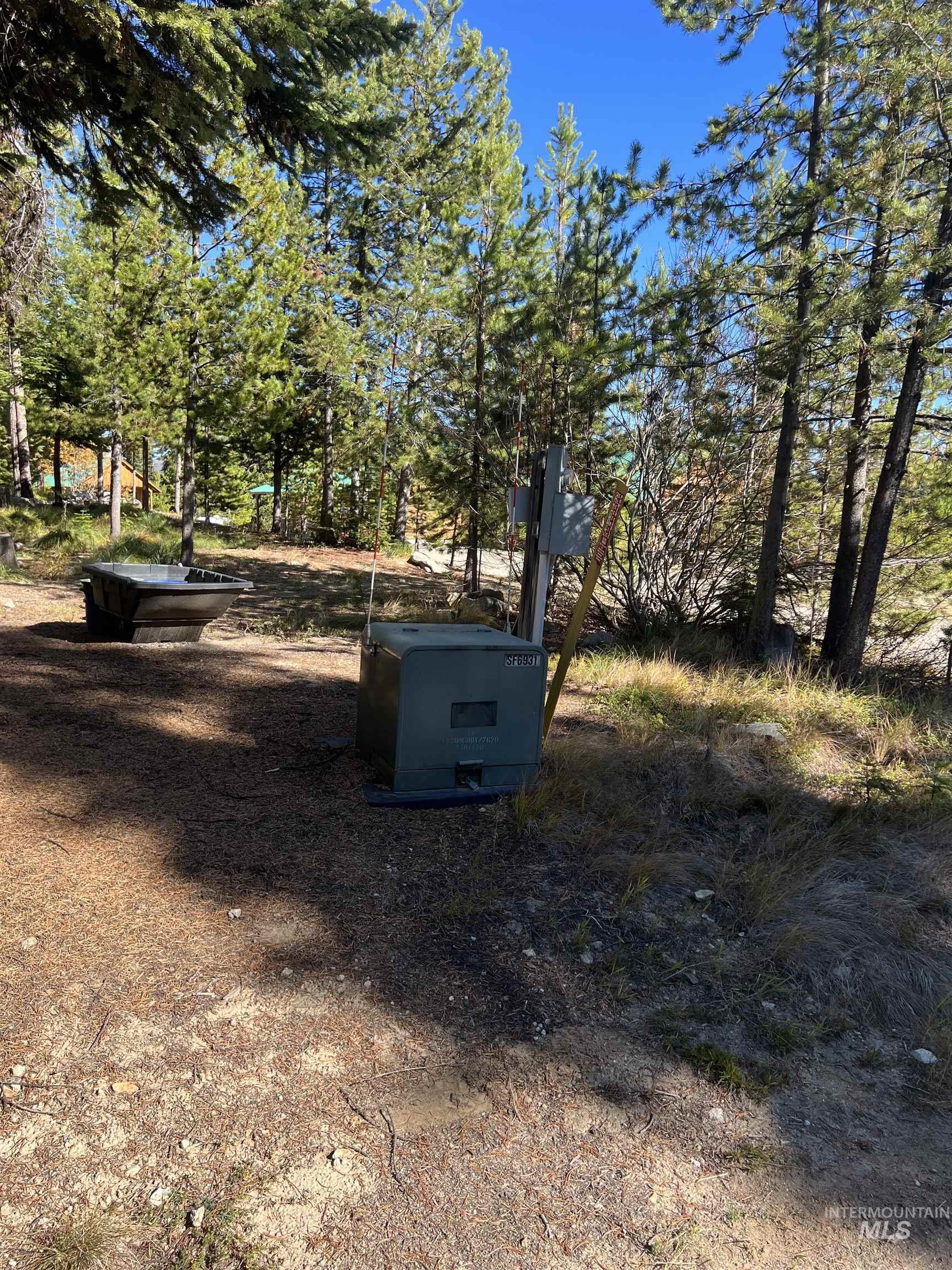 125 Black Diamond Lane, Dixie, Idaho 83525, 12 Bedrooms, 6 Rooms, Business/Commercial For Sale, Price $360,000,MLS 98941172