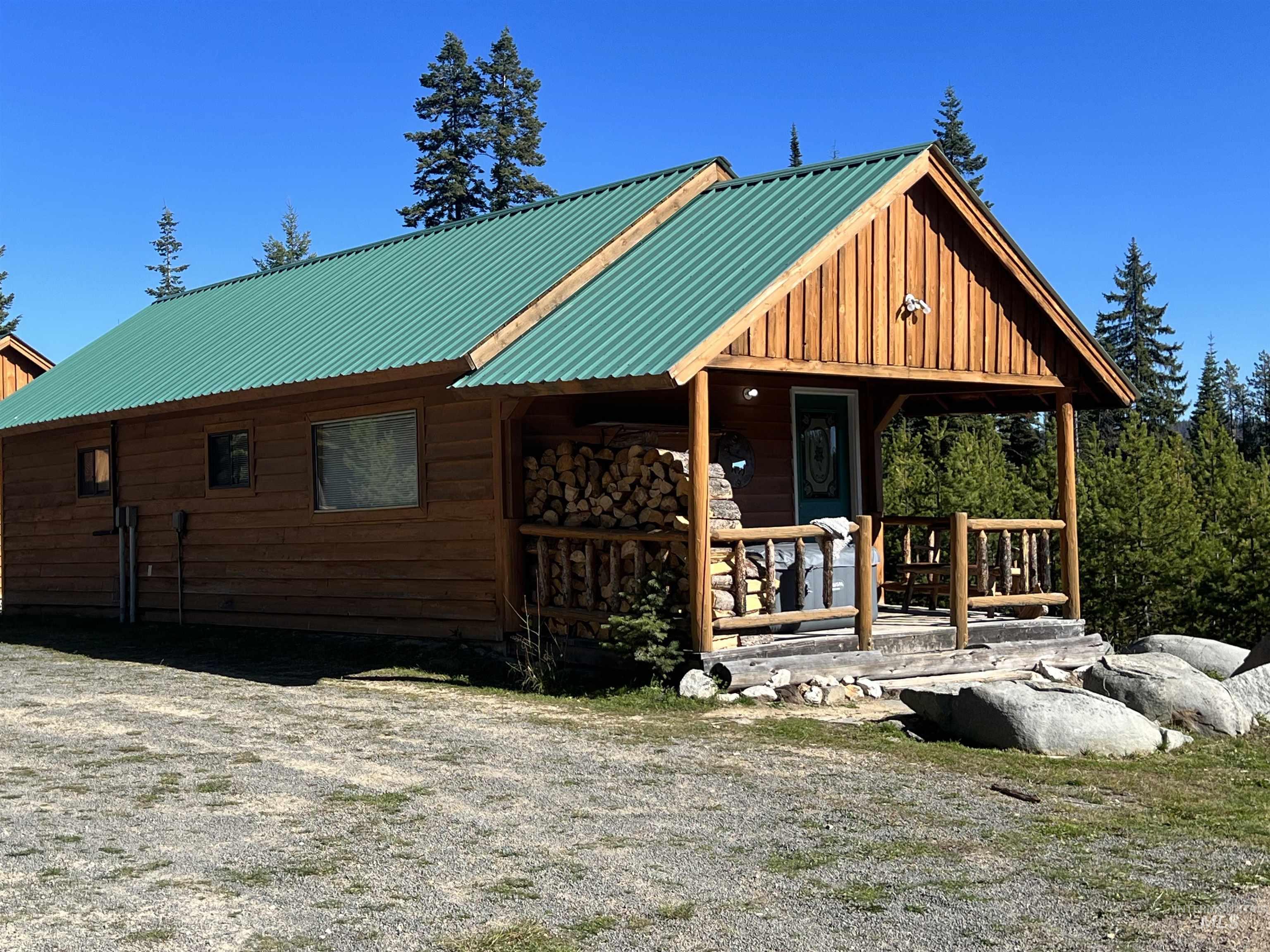 125 Black Diamond Lane, Dixie, Idaho 83525, 5 Bedrooms, 5.5 Bathrooms, Residential For Sale, Price $360,000,MLS 98941186