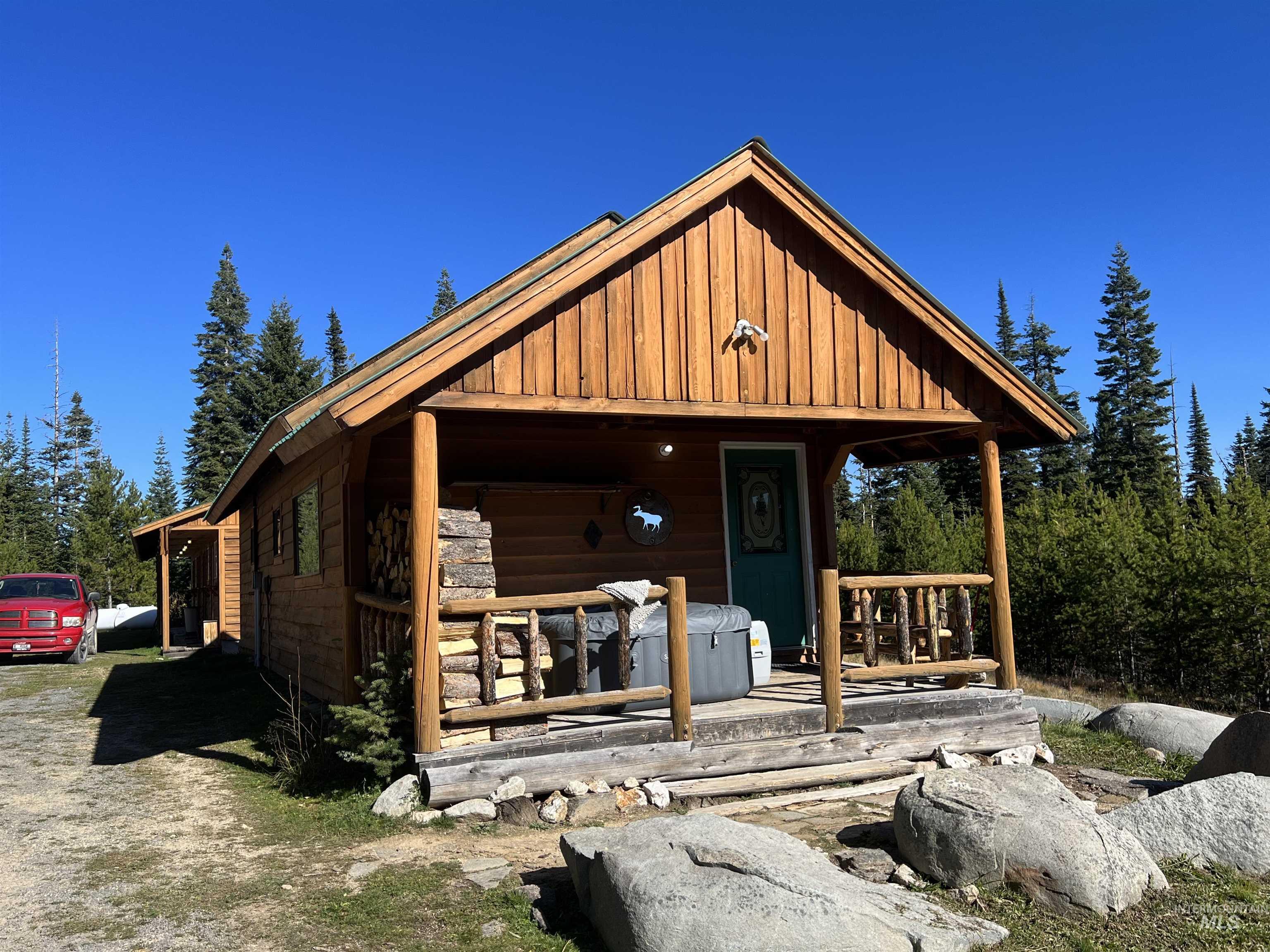 125 Black Diamond Lane, Dixie, Idaho 83525, 5 Bedrooms, 5.5 Bathrooms, Residential For Sale, Price $360,000,MLS 98941186