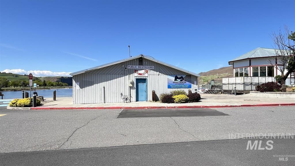 1550 Port Drive, Clarkston, Washington 99403, Business/Commercial For Sale, Price $1,660,000,MLS 98941208