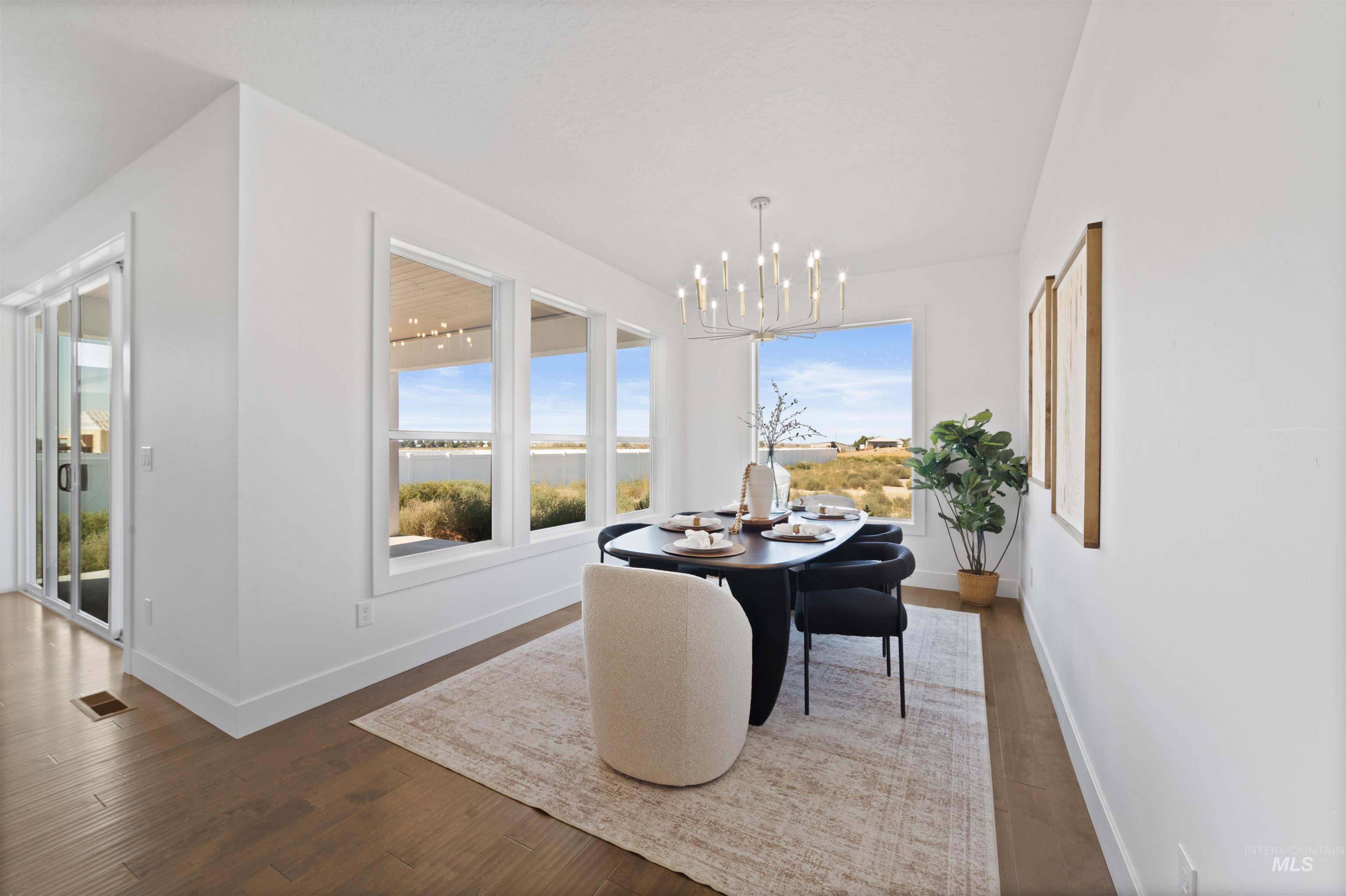 4300 NW Purple Sage Cir, Mountain Home, Idaho 83647, 3 Bedrooms, 3 Bathrooms, Residential For Sale, Price $670,000,MLS 98941310