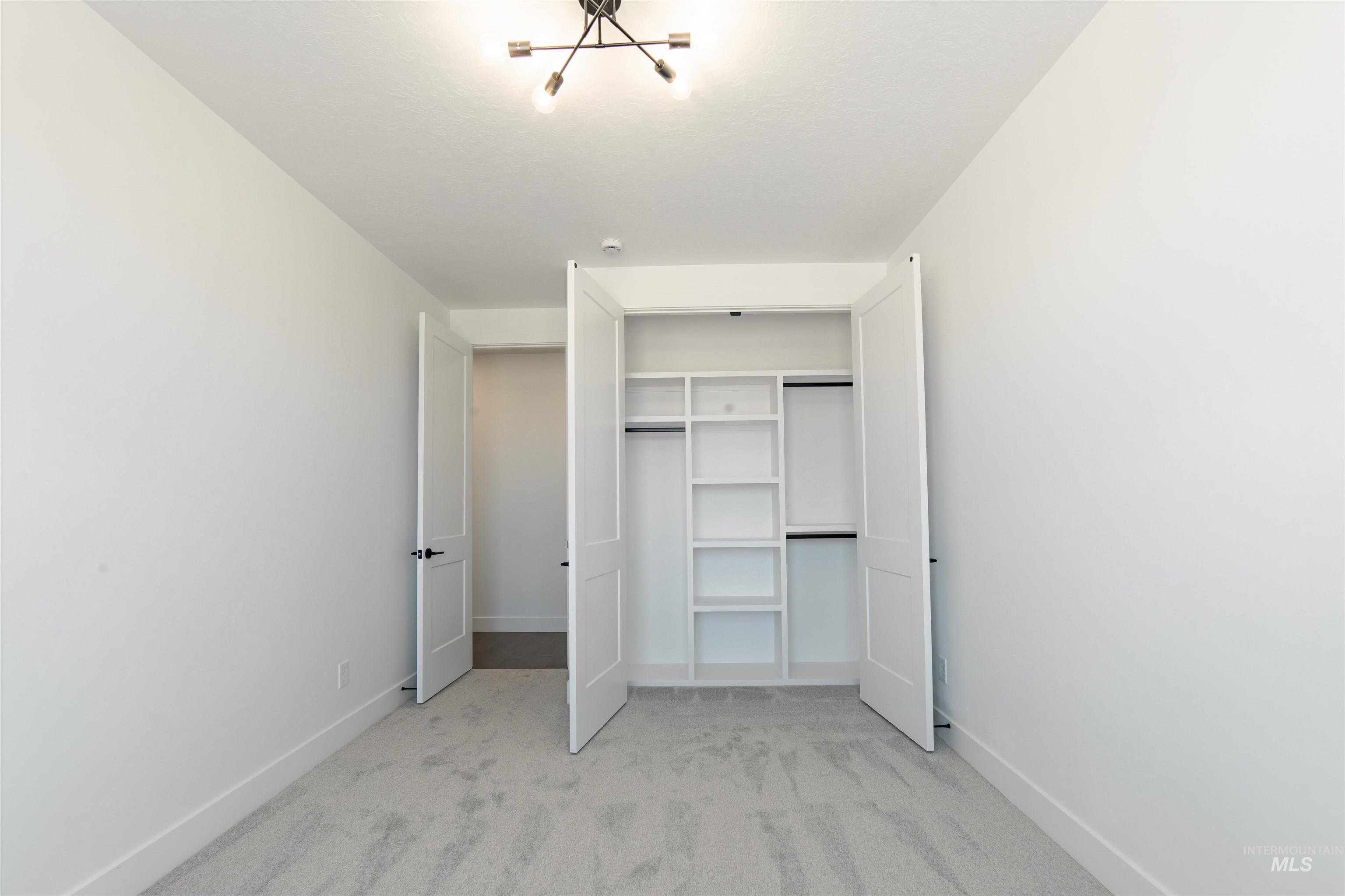 4300 NW Purple Sage Cir, Mountain Home, Idaho 83647, 3 Bedrooms, 3 Bathrooms, Residential For Sale, Price $670,000,MLS 98941310