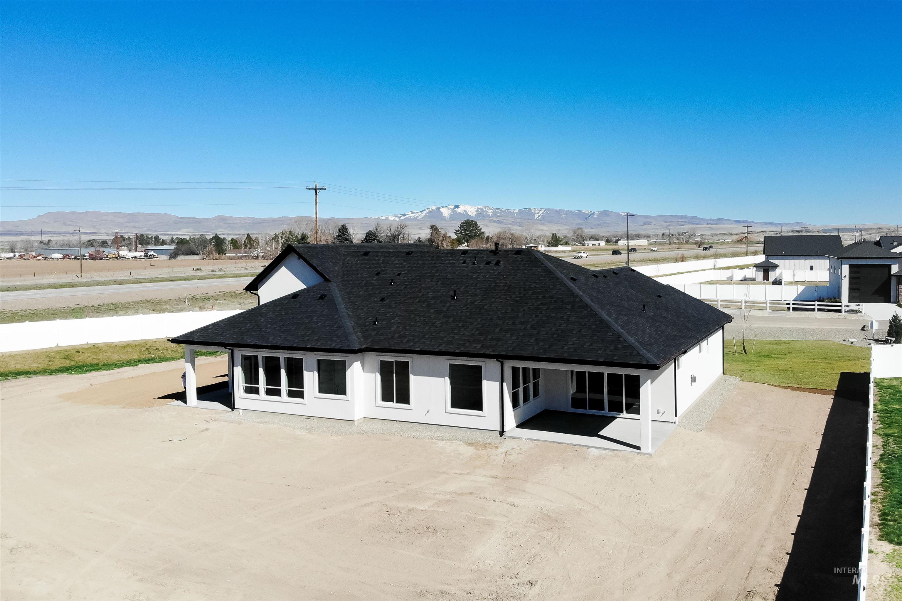 4300 NW Purple Sage Cir, Mountain Home, Idaho 83647, 3 Bedrooms, 3 Bathrooms, Residential For Sale, Price $670,000,MLS 98941310