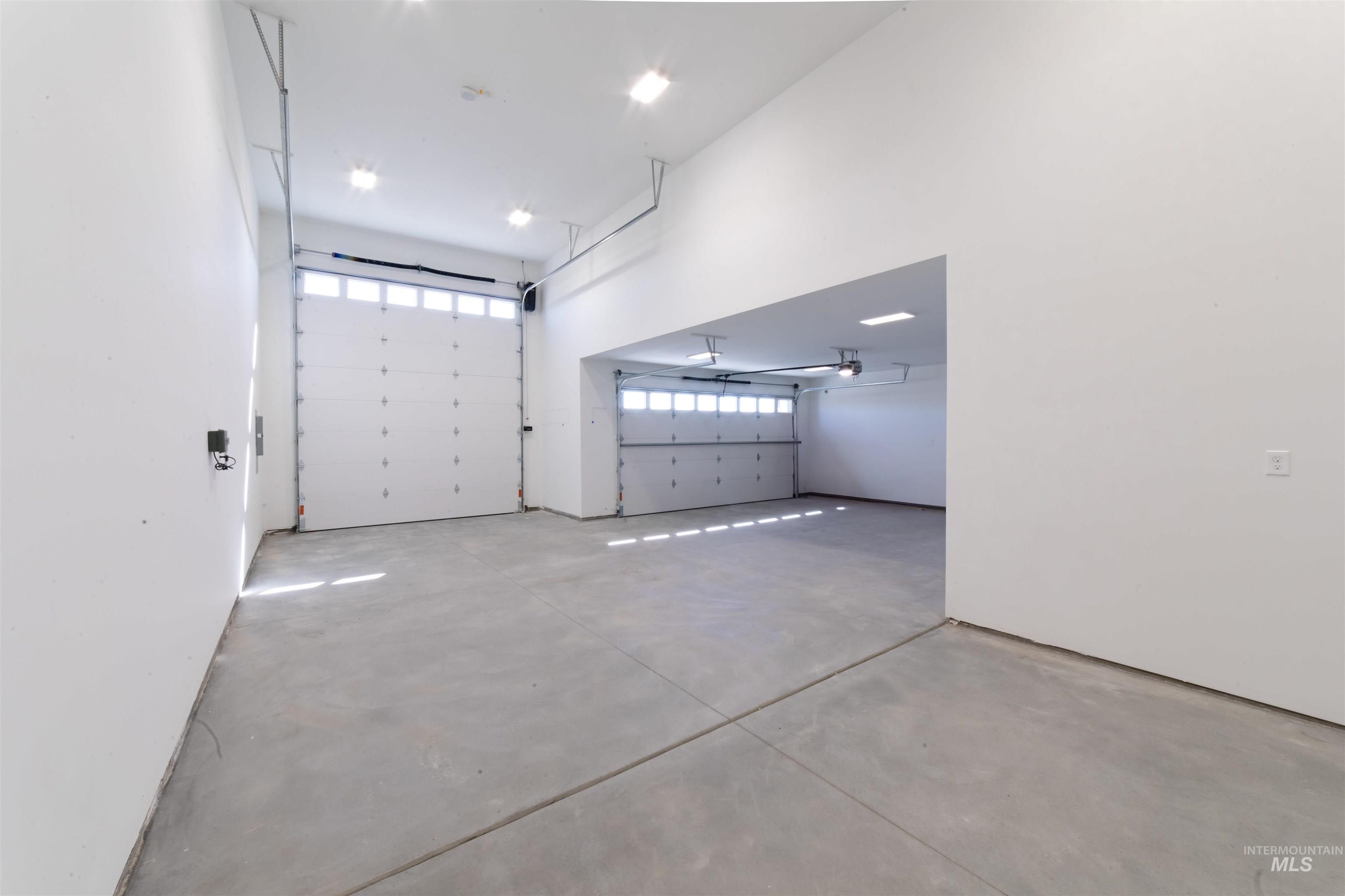 4300 NW Purple Sage Cir, Mountain Home, Idaho 83647, 3 Bedrooms, 3 Bathrooms, Residential For Sale, Price $670,000,MLS 98941310