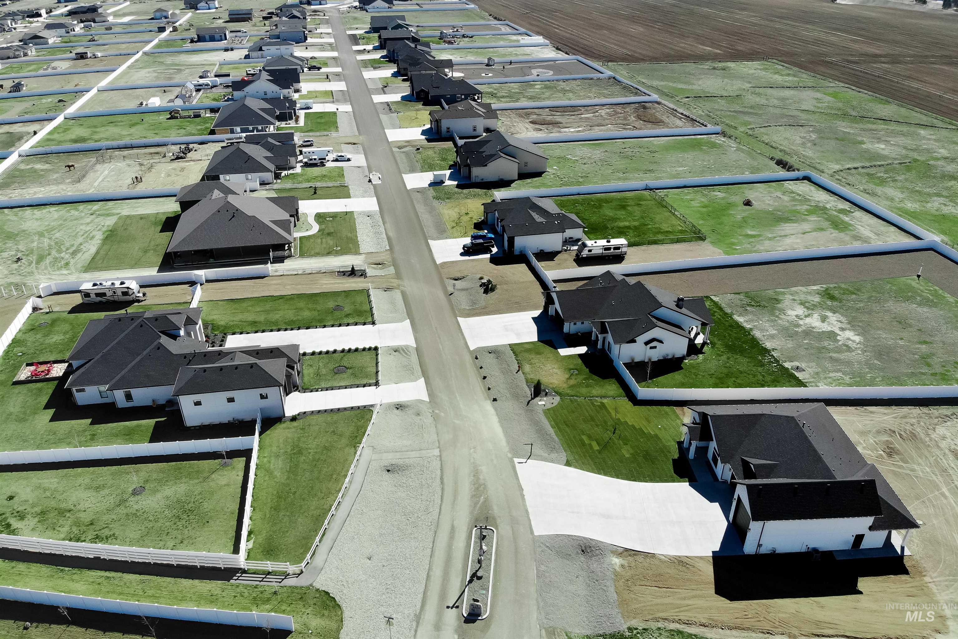 4300 NW Purple Sage Cir, Mountain Home, Idaho 83647, 3 Bedrooms, 3 Bathrooms, Residential For Sale, Price $670,000,MLS 98941310