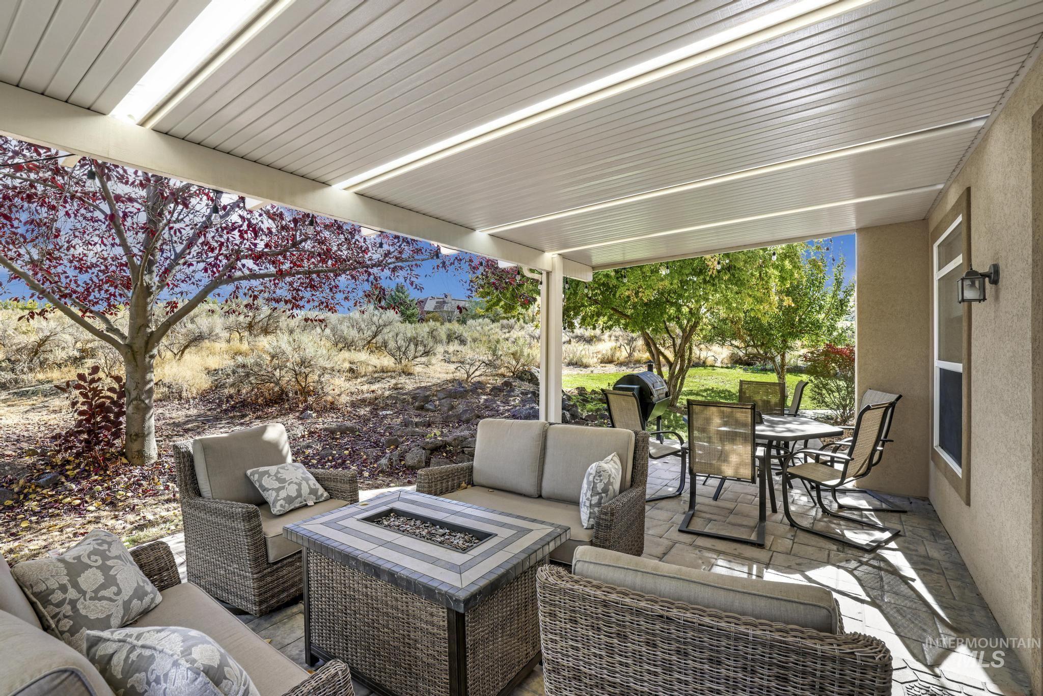 3408 Ridge Line Dr., Kimberly, Idaho 83341, 4 Bedrooms, 3.5 Bathrooms, Residential For Sale, Price $775,000,MLS 98941577