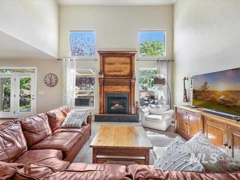 3408 Ridge Line Dr., Kimberly, Idaho 83341, 4 Bedrooms, 3.5 Bathrooms, Residential For Sale, Price $775,000,MLS 98941577