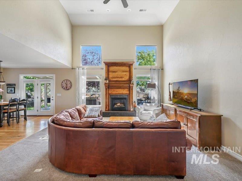 3408 Ridge Line Dr., Kimberly, Idaho 83341, 4 Bedrooms, 3.5 Bathrooms, Residential For Sale, Price $775,000,MLS 98941577