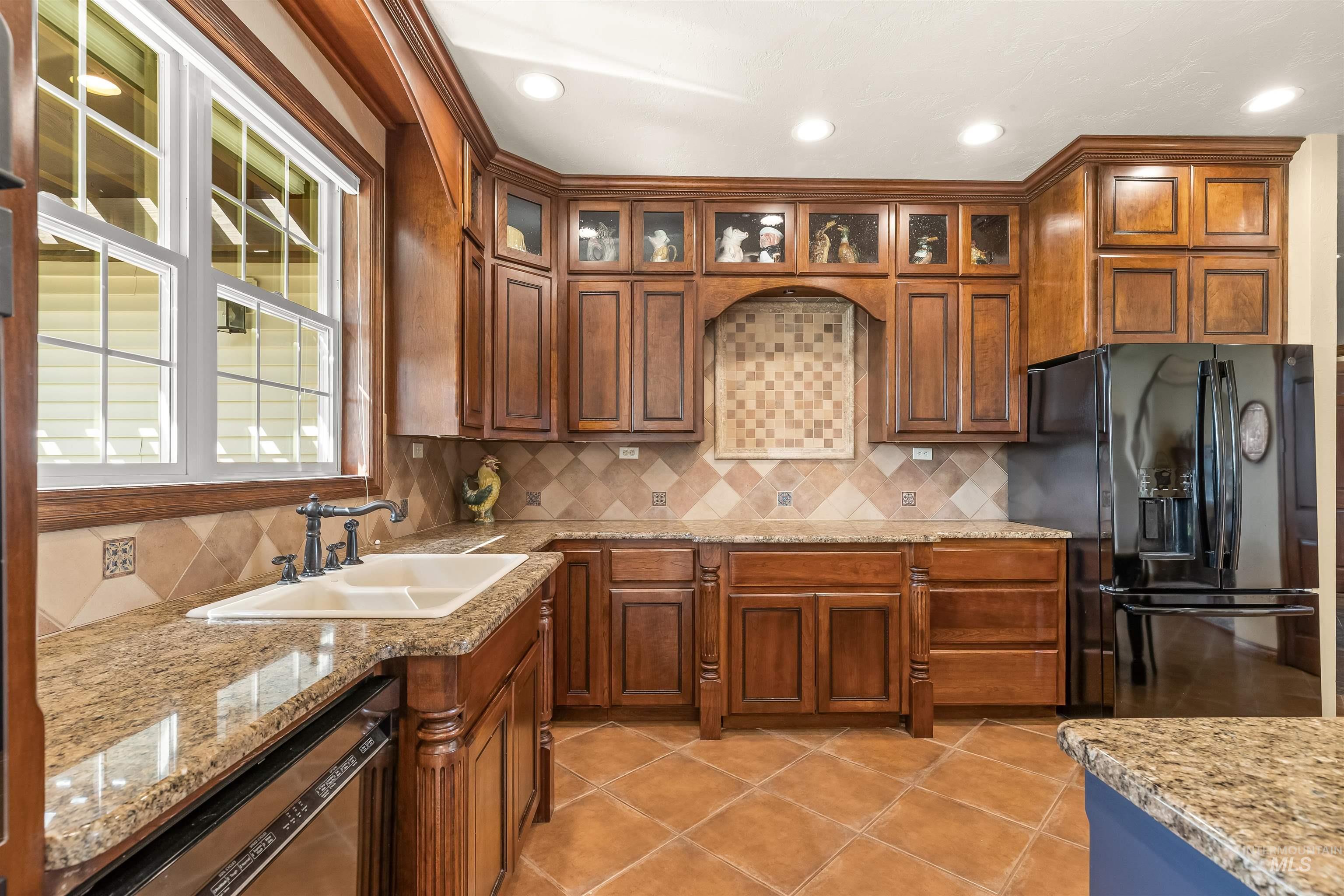 186 Ridgeview Drive, Grangeville, Idaho 83530, 3 Bedrooms, 2.5 Bathrooms, Residential For Sale, Price $1,099,000,MLS 98941882