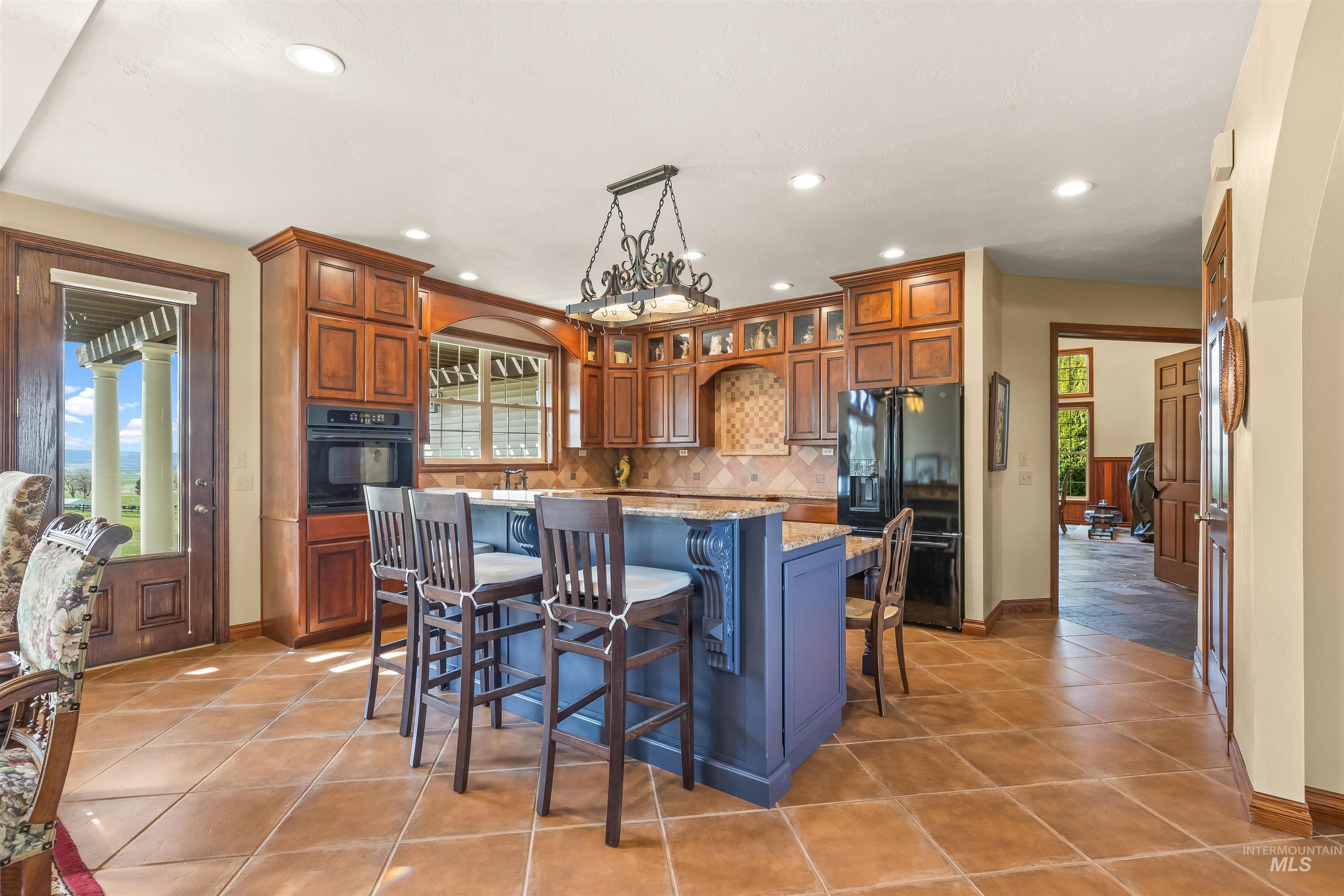 186 Ridgeview Drive, Grangeville, Idaho 83530, 3 Bedrooms, 2.5 Bathrooms, Residential For Sale, Price $1,099,000,MLS 98941882