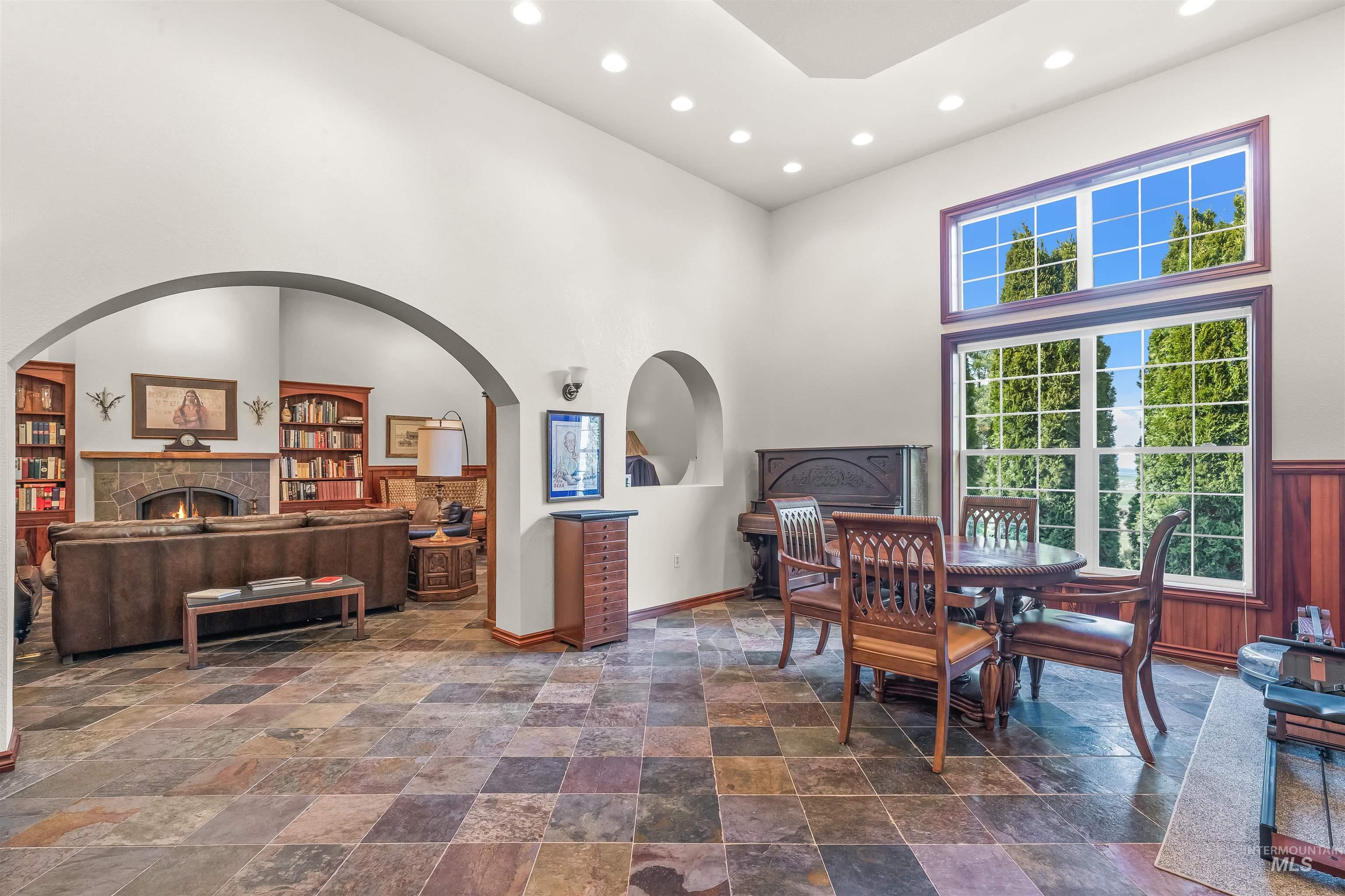 186 Ridgeview Drive, Grangeville, Idaho 83530, 3 Bedrooms, 2.5 Bathrooms, Residential For Sale, Price $1,099,000,MLS 98941882