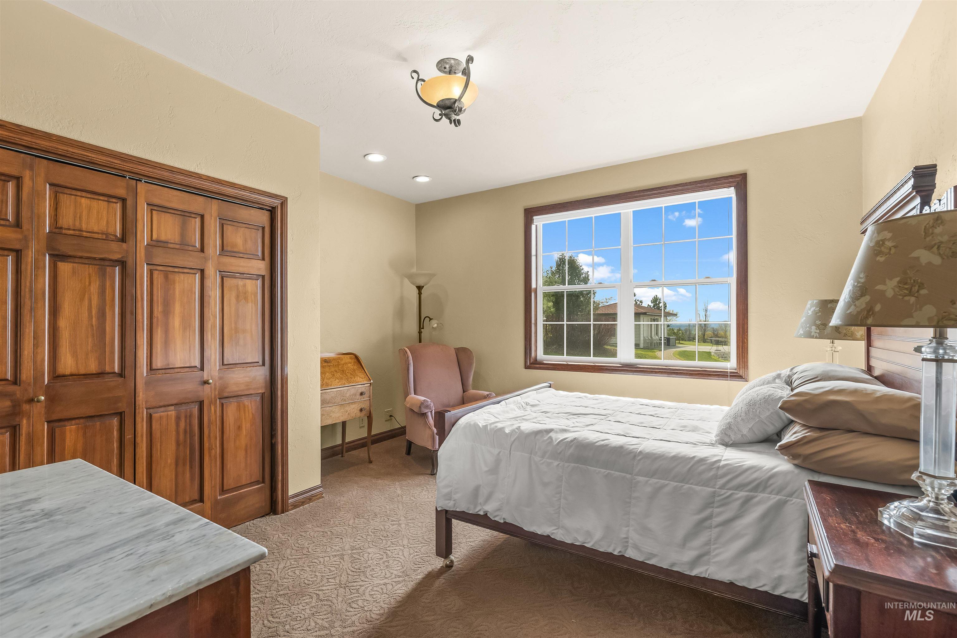 186 Ridgeview Drive, Grangeville, Idaho 83530, 3 Bedrooms, 2.5 Bathrooms, Residential For Sale, Price $1,099,000,MLS 98941882