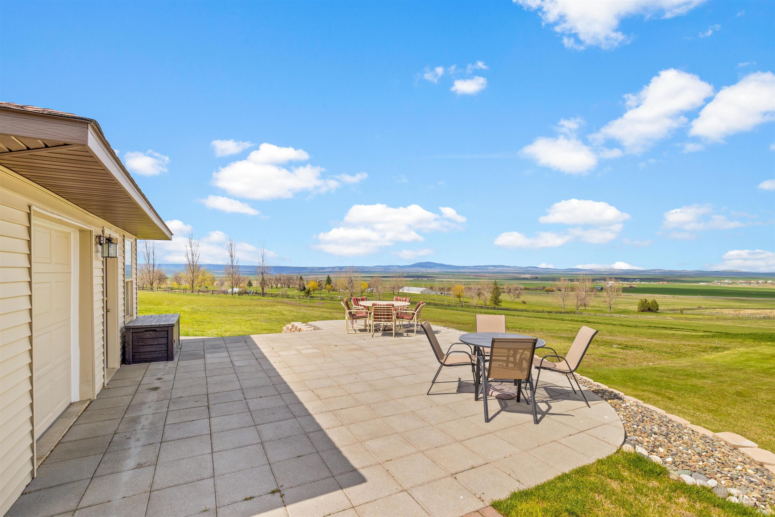 186 Ridgeview Drive, Grangeville, Idaho 83530, 3 Bedrooms, 2.5 Bathrooms, Residential For Sale, Price $1,099,000,MLS 98941882