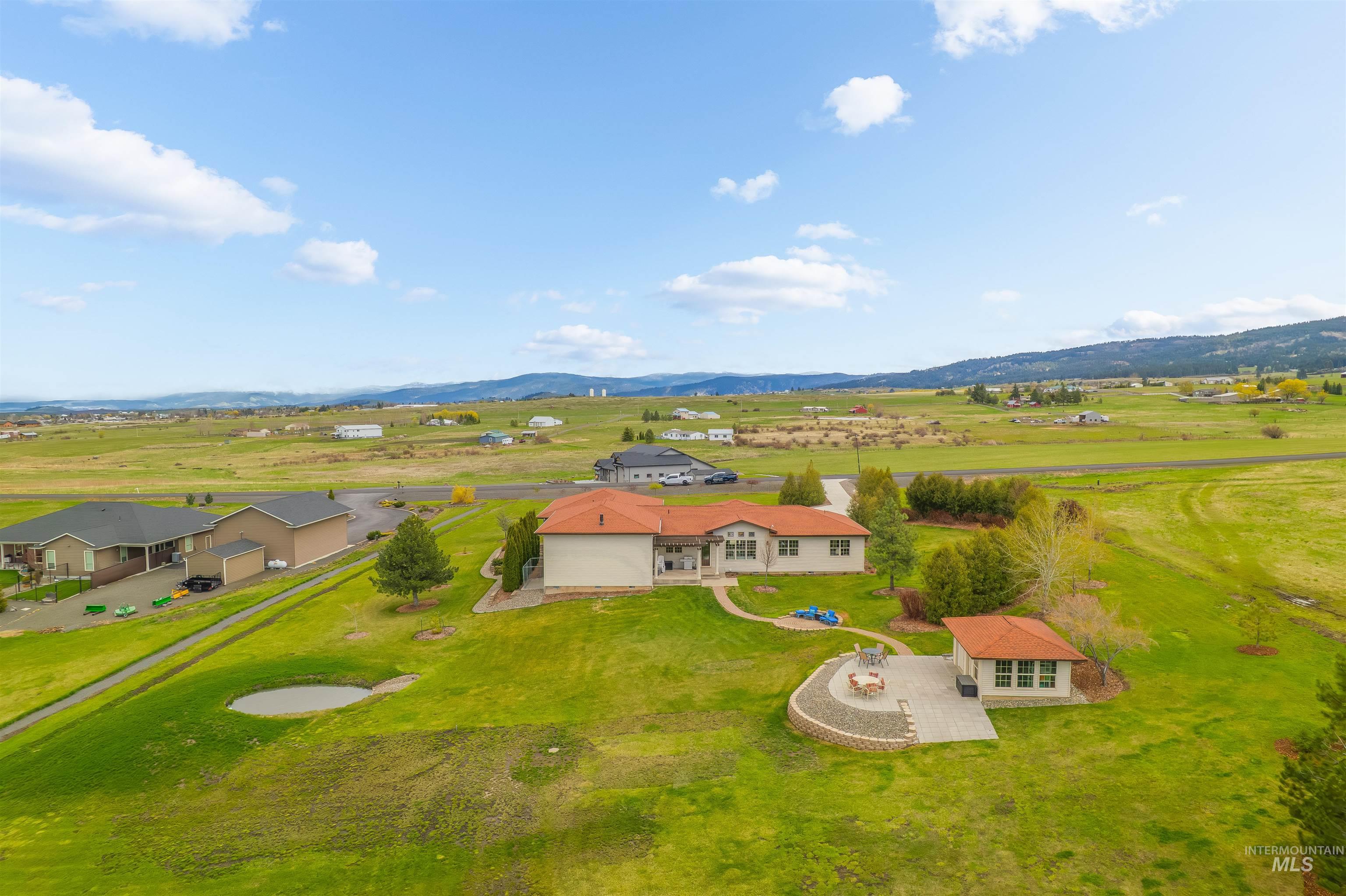 186 Ridgeview Drive, Grangeville, Idaho 83530, 3 Bedrooms, 2.5 Bathrooms, Residential For Sale, Price $1,099,000,MLS 98941882