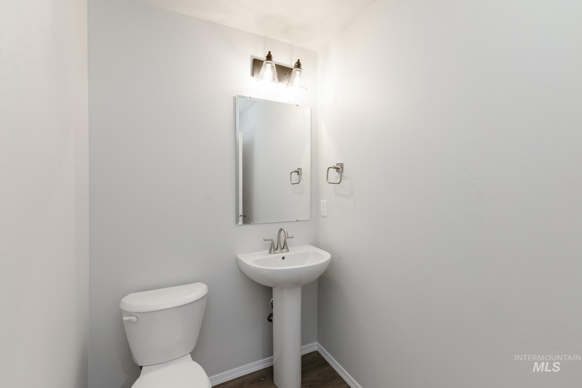 209 Aquamarine Ave, Caldwell, Idaho 83605, 4 Bedrooms, 2.5 Bathrooms, Residential For Sale, Price $439,990,MLS 98941963