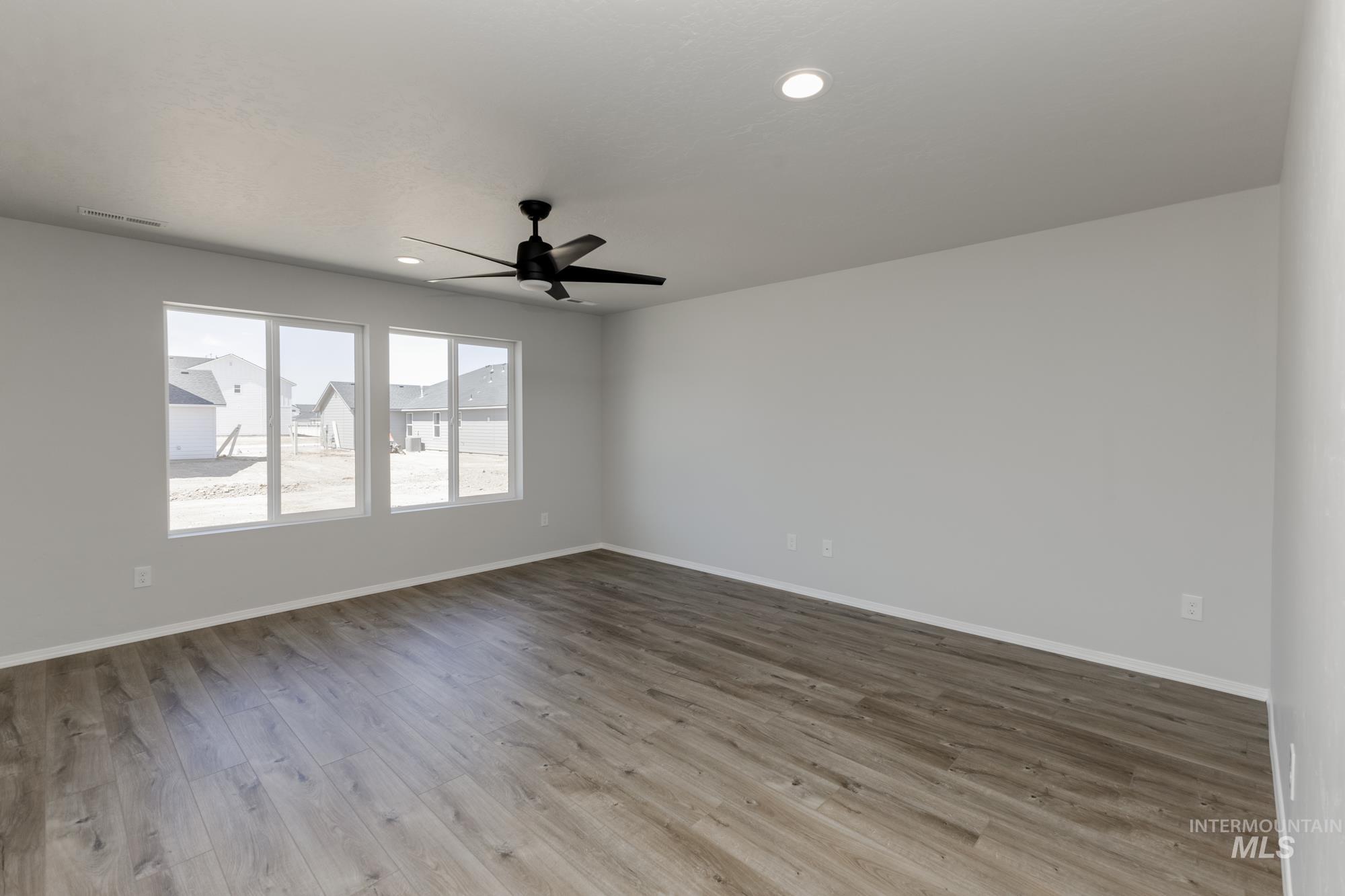 209 Aquamarine Ave, Caldwell, Idaho 83605, 4 Bedrooms, 2.5 Bathrooms, Residential For Sale, Price $439,990,MLS 98941963