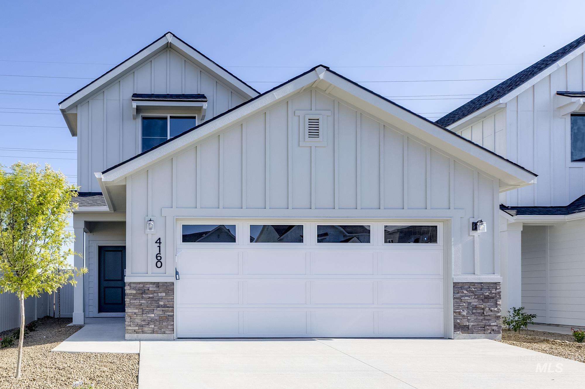 4160 E Woodmurra St, Meridian, Idaho 83642, 3 Bedrooms, 2.5 Bathrooms, Residential For Sale, Price $414,990,MLS 98941971