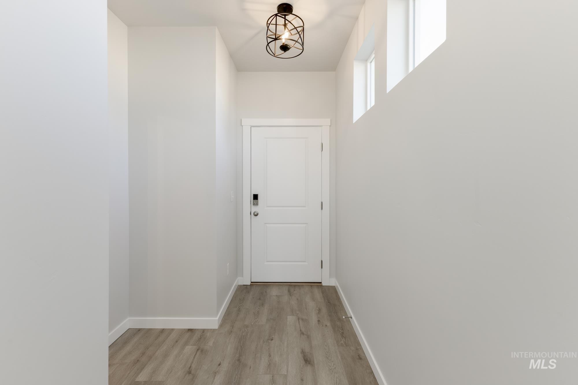 4160 E Woodmurra St, Meridian, Idaho 83642, 3 Bedrooms, 2.5 Bathrooms, Residential For Sale, Price $414,990,MLS 98941971