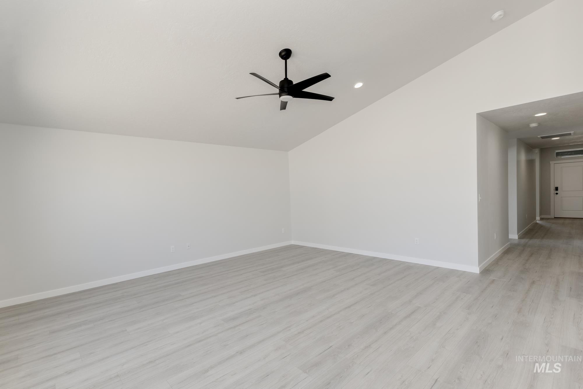 1262 W Bass River Dr, Meridian, Idaho 83642, 4 Bedrooms, 2 Bathrooms, Residential For Sale, Price $434,990,MLS 98941986