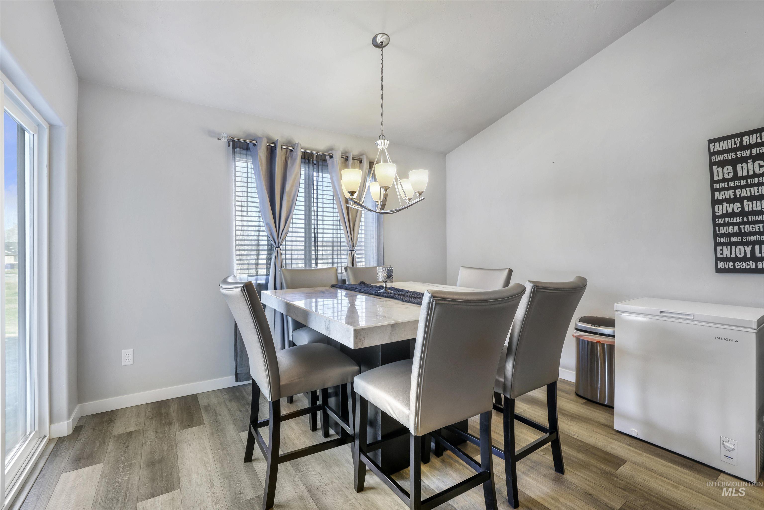 1421 N Birch St, Jerome, Idaho 83338, 3 Bedrooms, 2 Bathrooms, Residential For Sale, Price $384,900,MLS 98942103