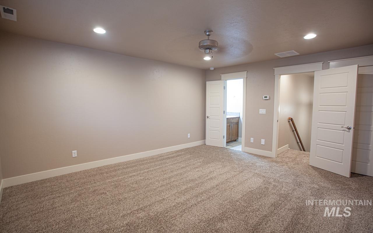 93 S Wildgrass Way, Star, Idaho 83669, 4 Bedrooms, 2.5 Bathrooms, Residential For Sale, Price $749,900,MLS 98942117