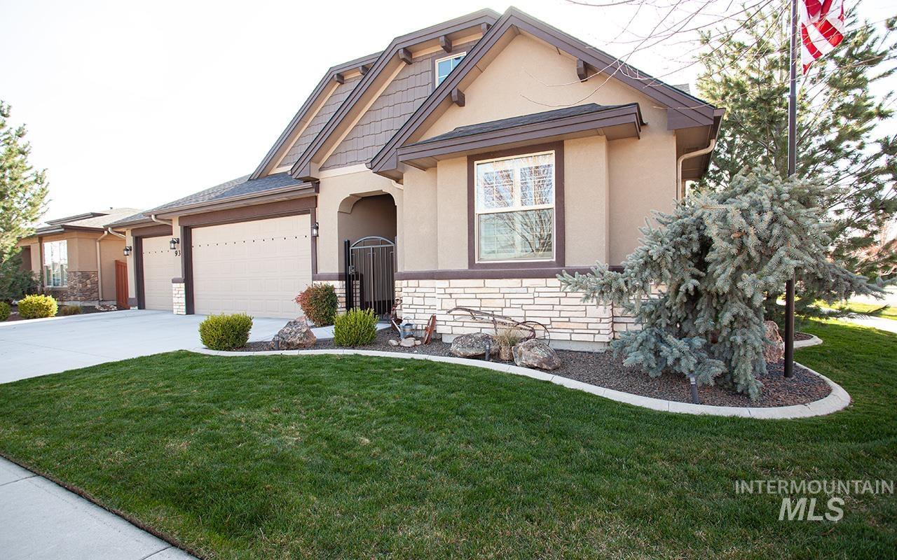 93 S Wildgrass Way, Star, Idaho 83669, 4 Bedrooms, 2.5 Bathrooms, Residential For Sale, Price $749,900,MLS 98942117