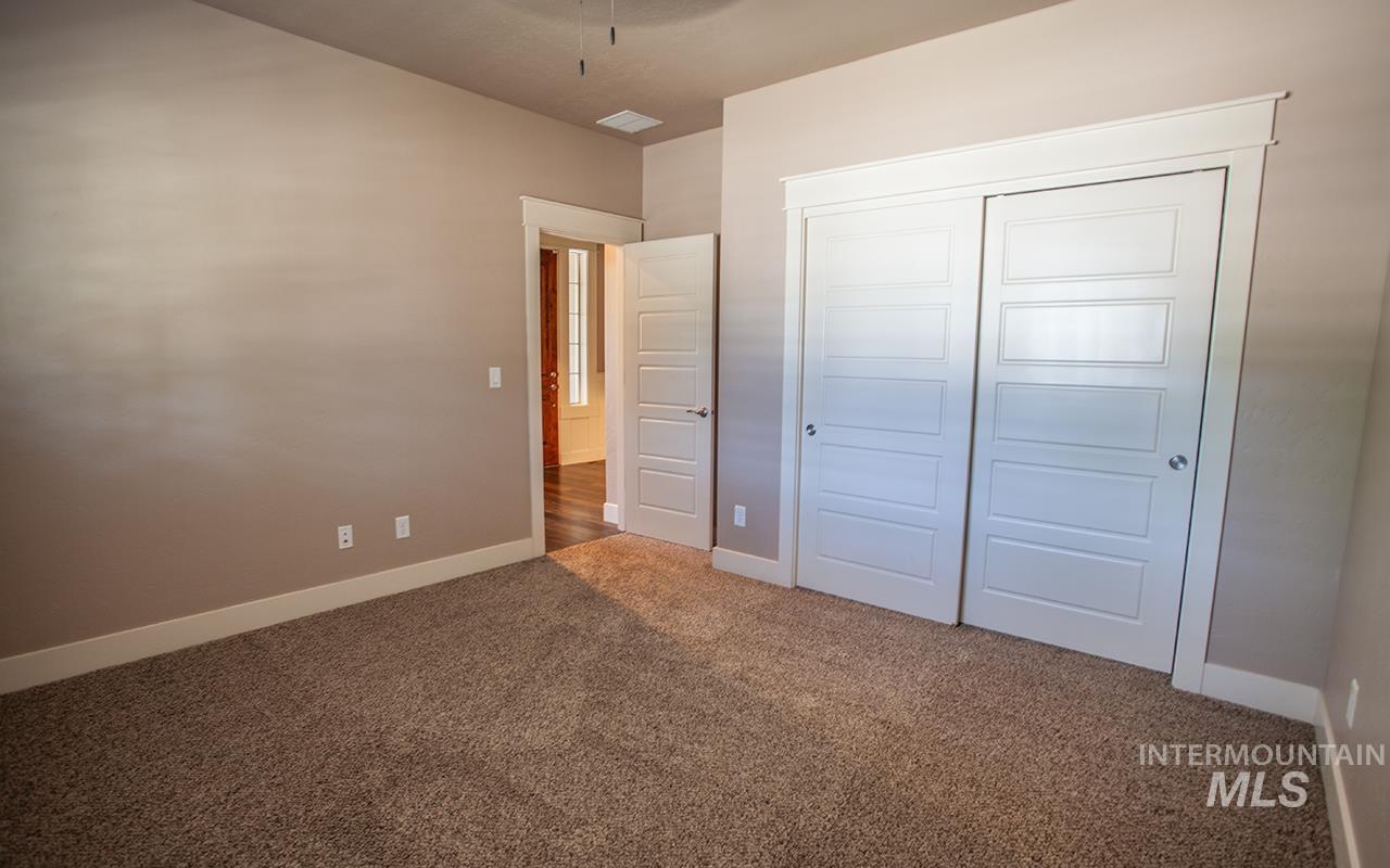 93 S Wildgrass Way, Star, Idaho 83669, 4 Bedrooms, 2.5 Bathrooms, Residential For Sale, Price $749,900,MLS 98942117