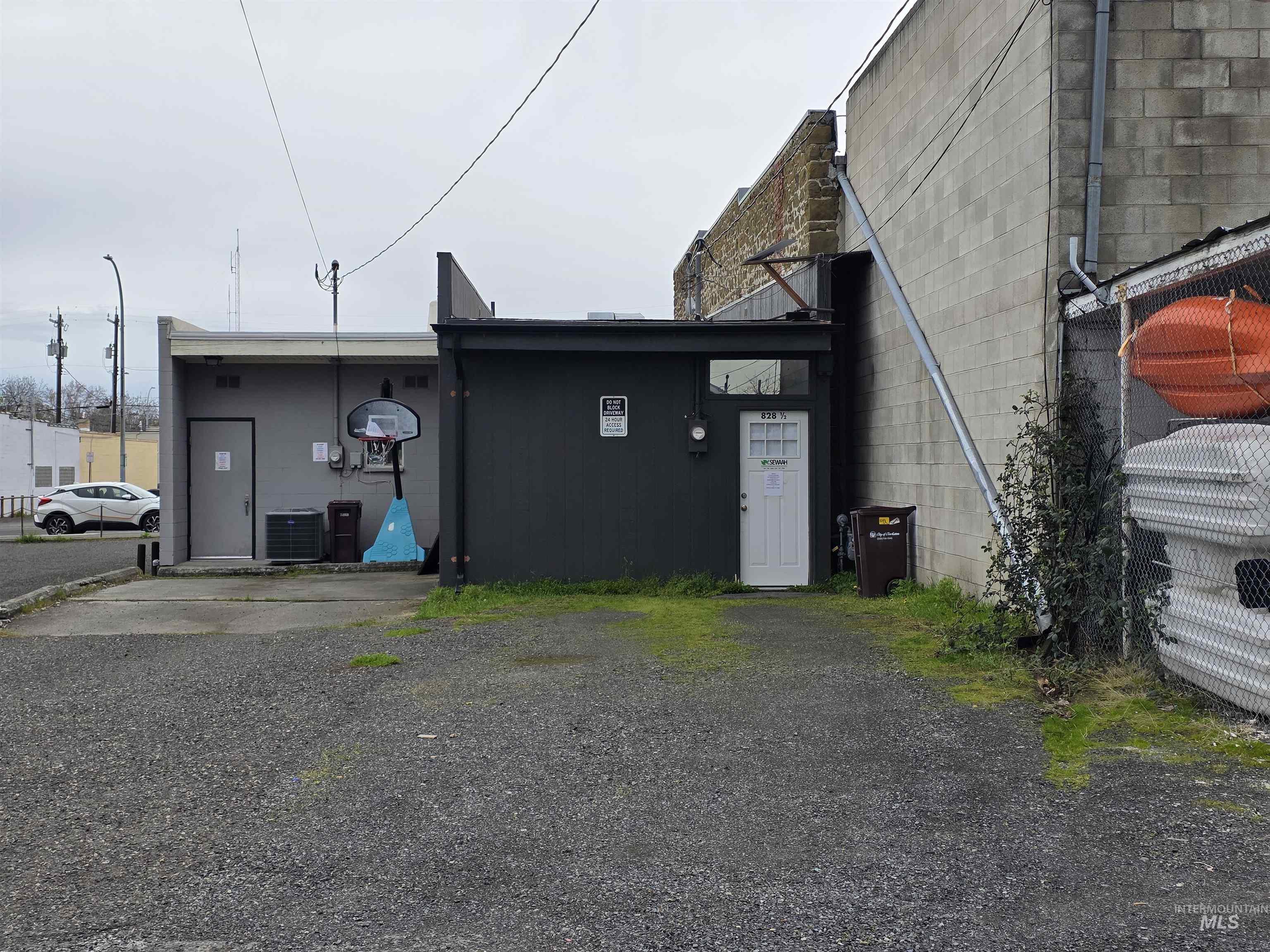 828 1/2 6th Street, Clarkston, Washington 99403, Business/Commercial For Sale, Price $199,900,MLS 98942189