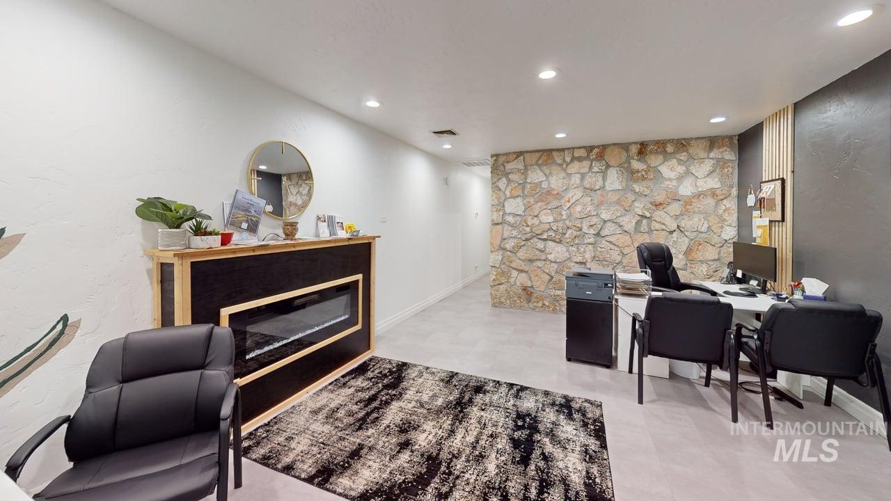 828 1/2 6th Street, Clarkston, Washington 99403, Business/Commercial For Sale, Price $185,000,MLS 98942189