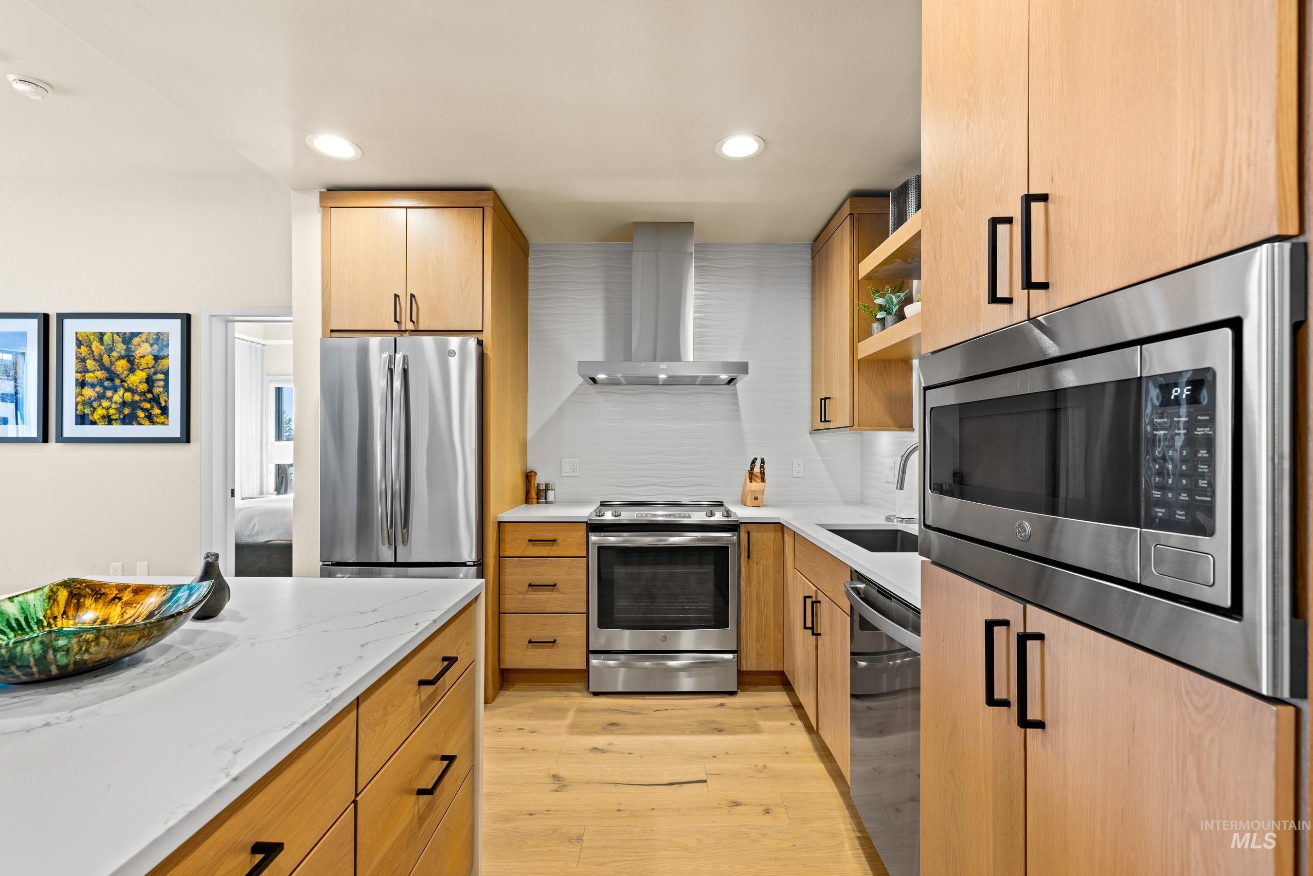 780 Village Drive, Donnelly, Idaho 83615, 2 Bedrooms, 2 Bathrooms, Residential For Sale, Price $973,000, 98942353