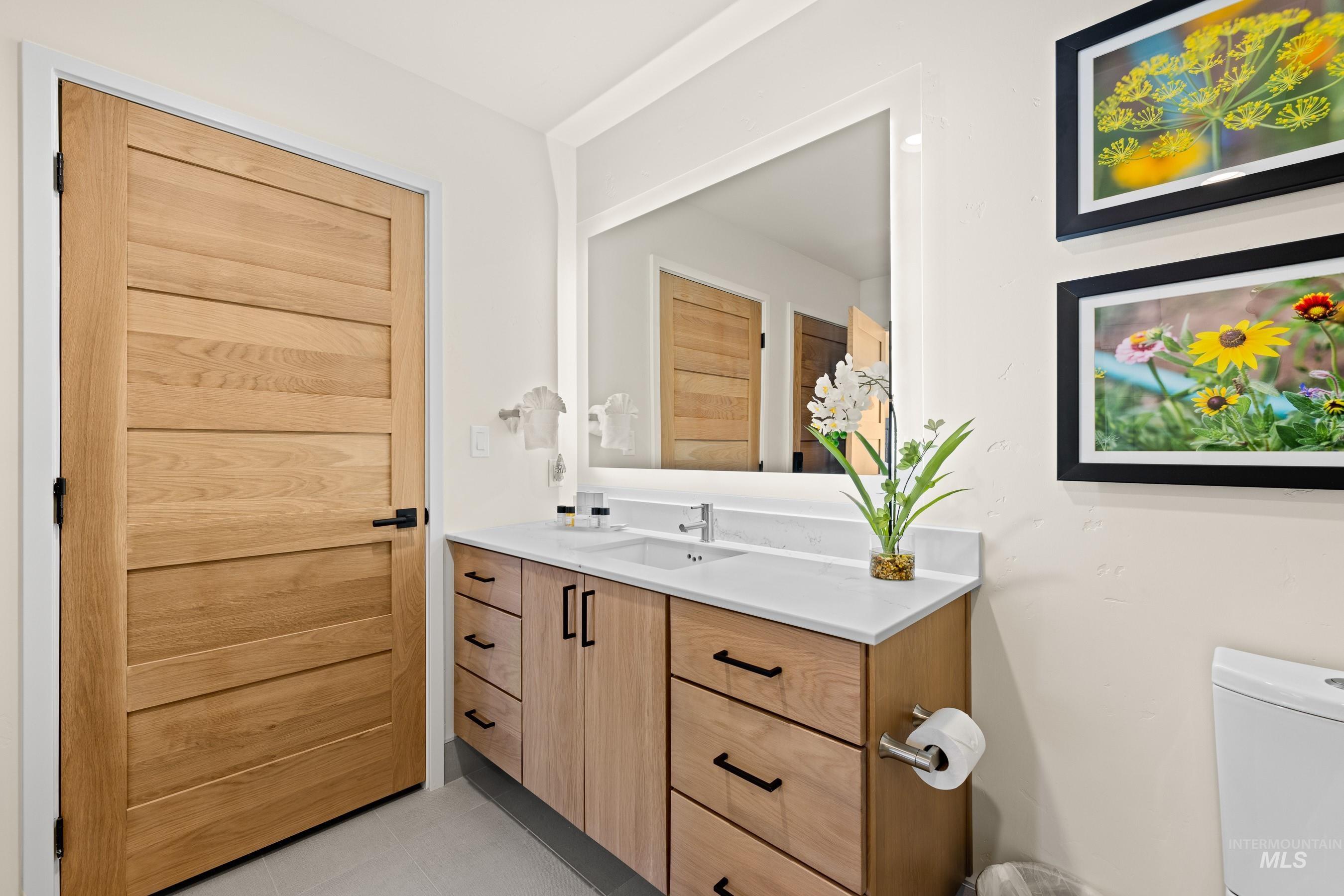 780 Village Drive, Donnelly, Idaho 83615, 2 Bedrooms, 2 Bathrooms, Residential For Sale, Price $973,000, 98942353