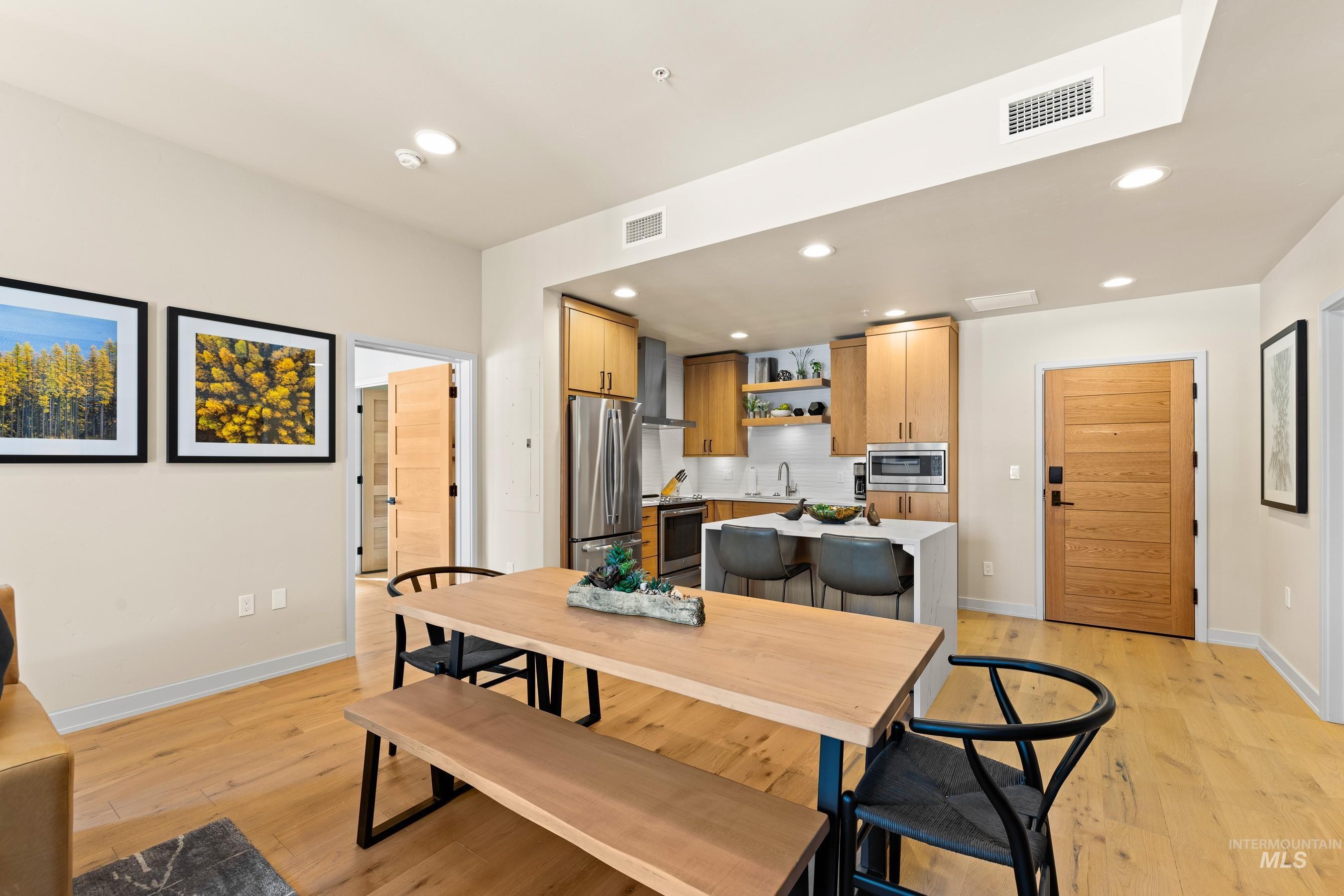 780 Village Drive, Donnelly, Idaho 83615, 2 Bedrooms, 2 Bathrooms, Residential For Sale, Price $973,000, 98942353