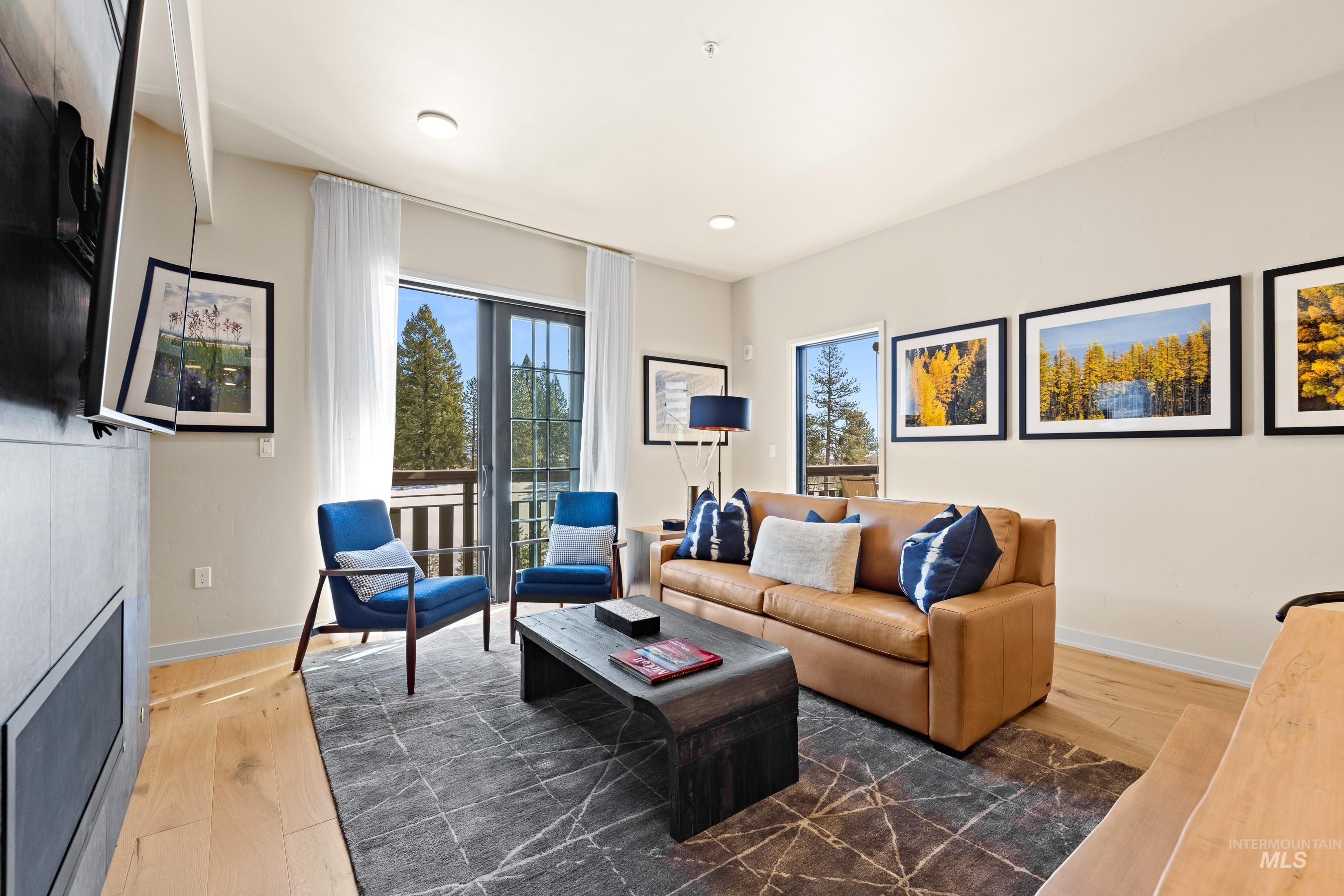 780 Village Drive, Donnelly, Idaho 83615, 2 Bedrooms, 2 Bathrooms, Residential For Sale, Price $973,000, 98942353